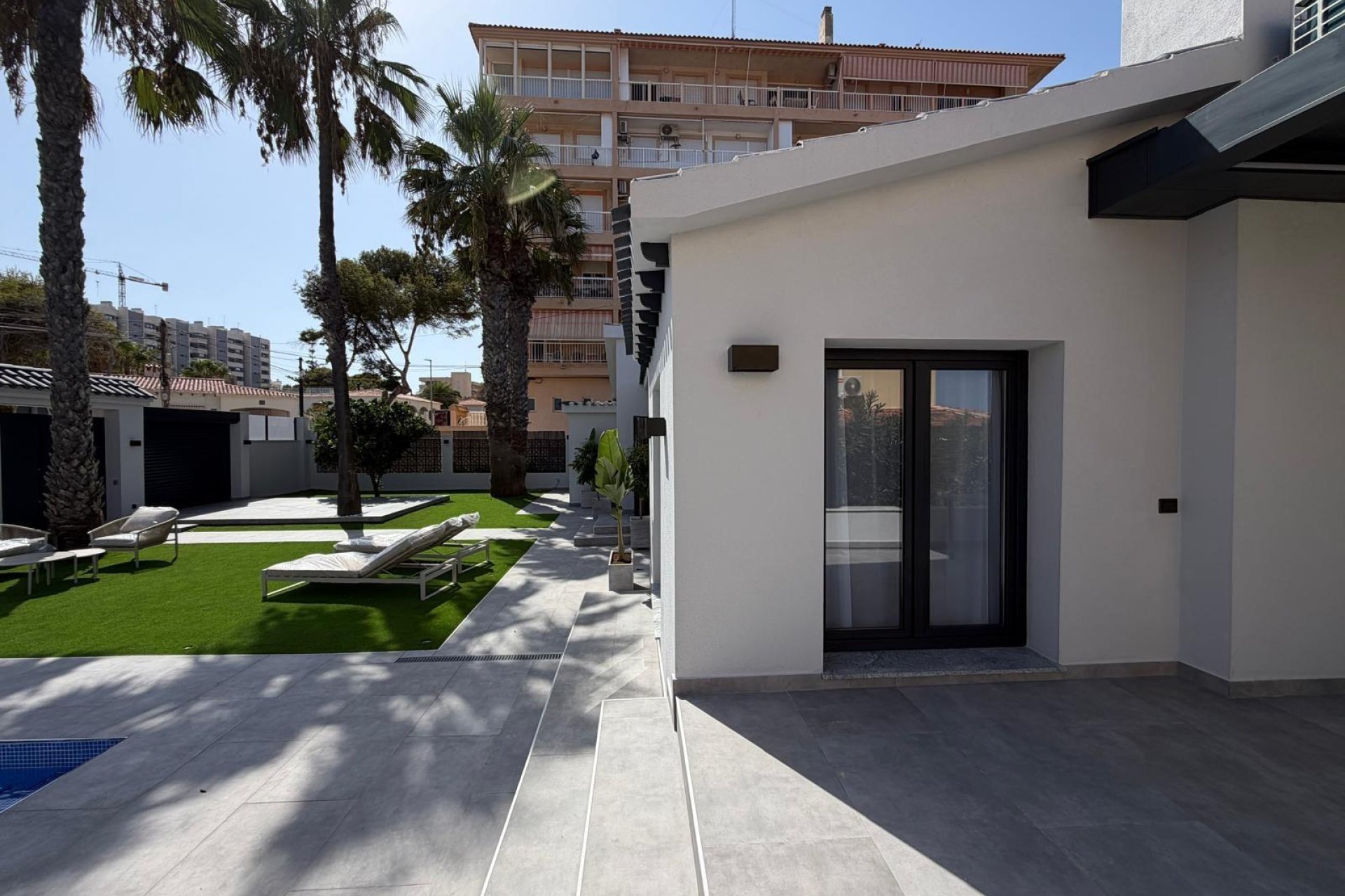 Segunda mano - Villa -
Torrevieja - Punta Prima