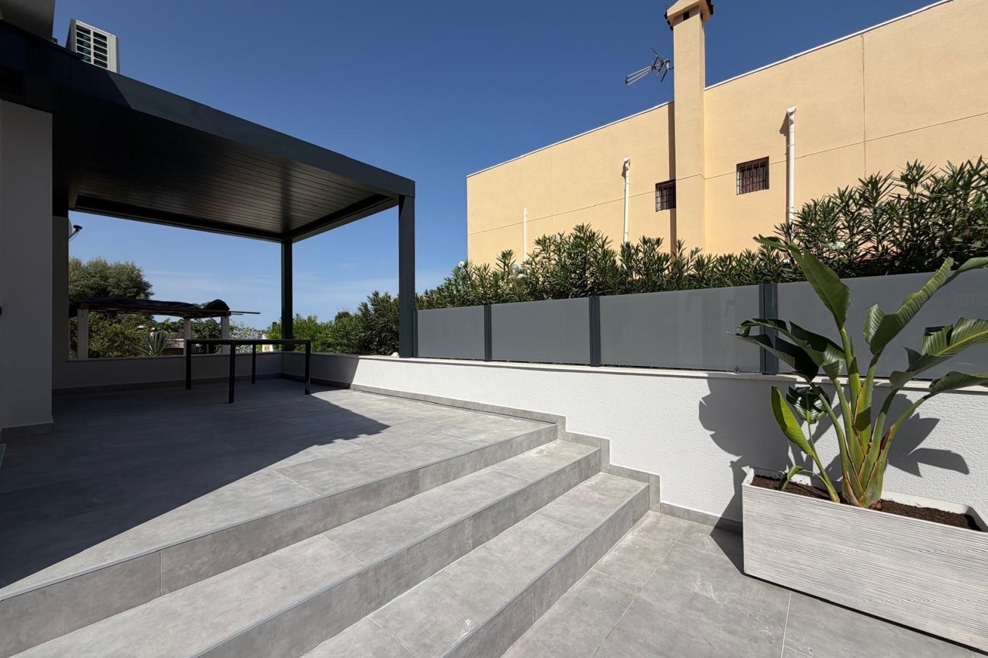 Segunda mano - Villa -
Torrevieja - Punta Prima