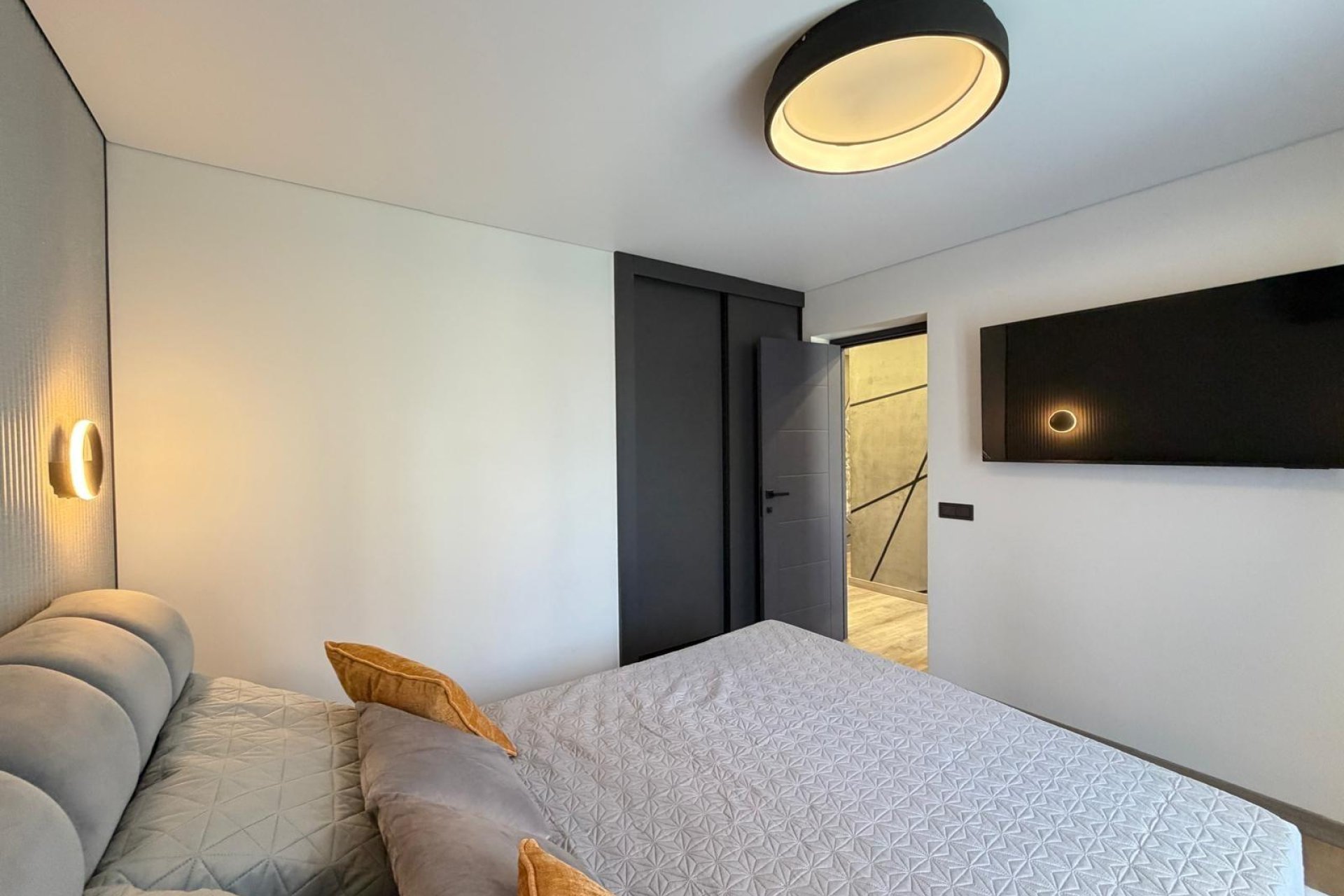 Segunda mano - Villa -
Torrevieja - Punta Prima