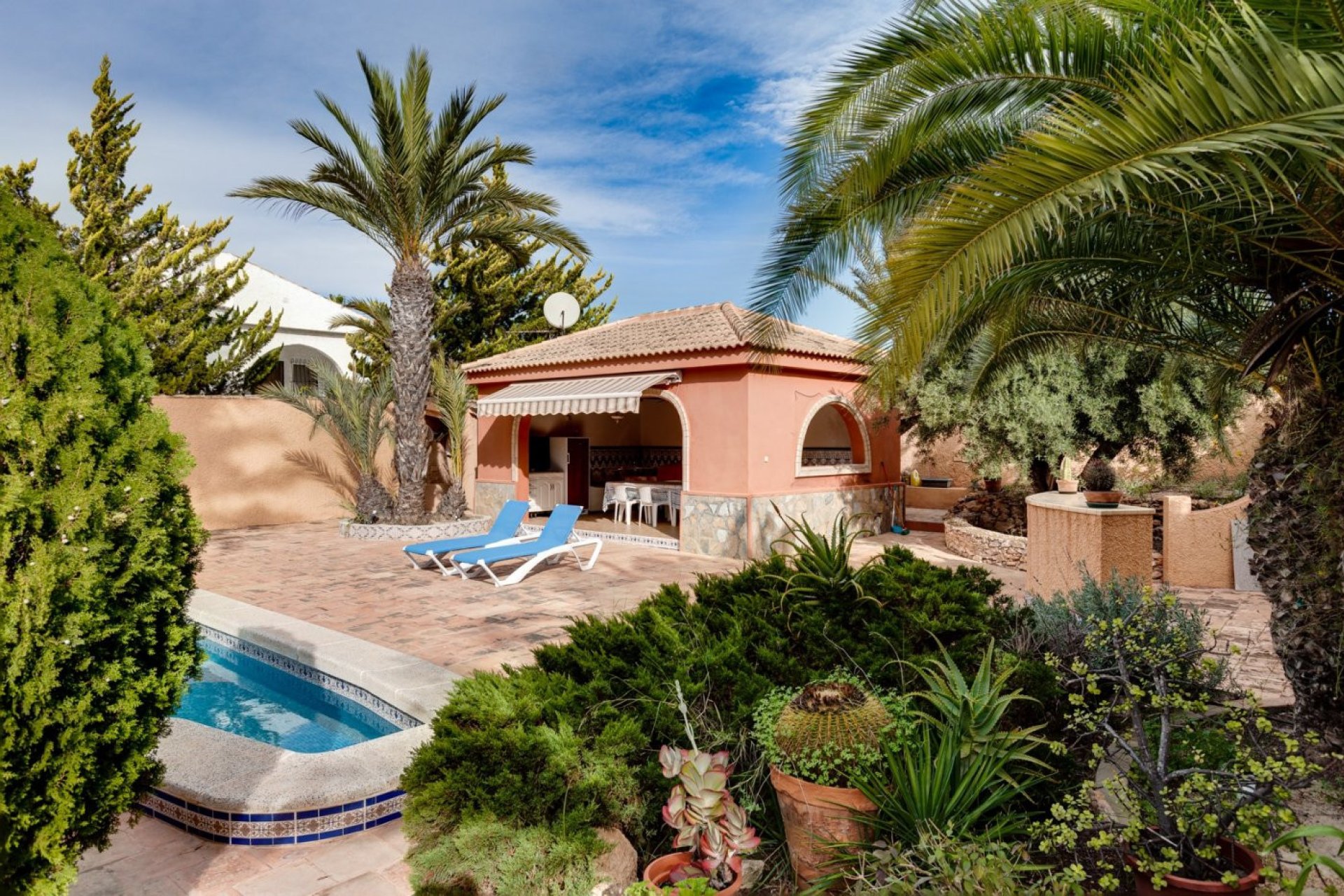 Segunda mano - Villa -
Torrevieja - San Luis