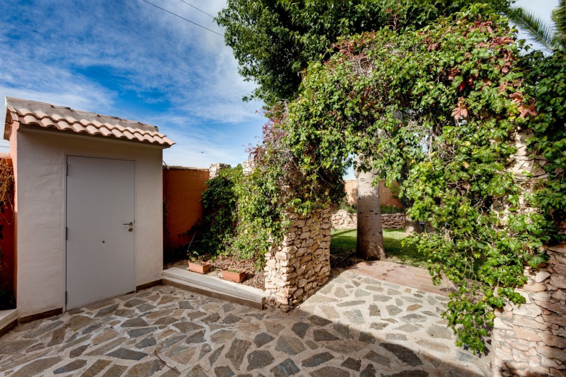 Segunda mano - Villa -
Torrevieja - San Luis
