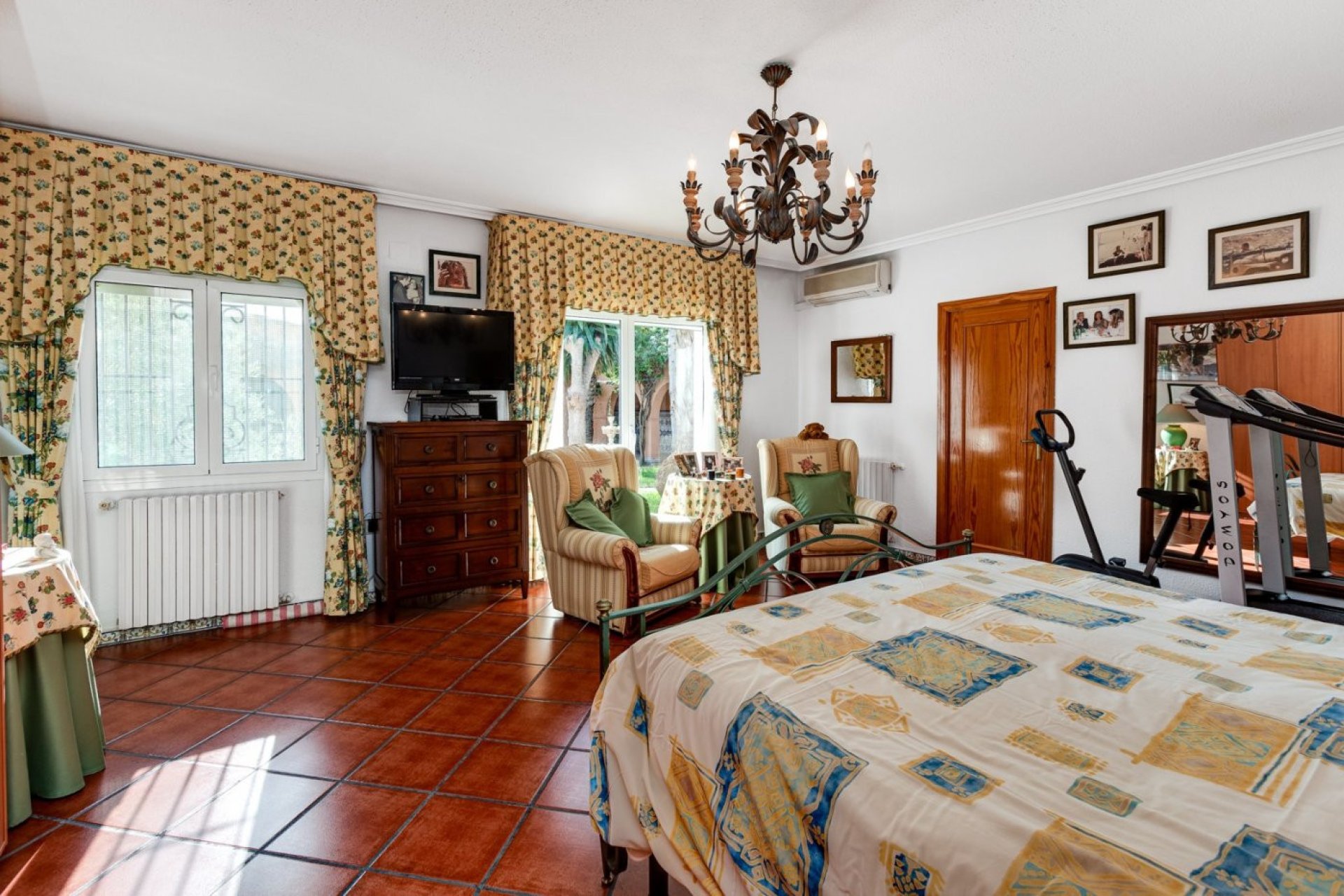 Segunda mano - Villa -
Torrevieja - San Luis
