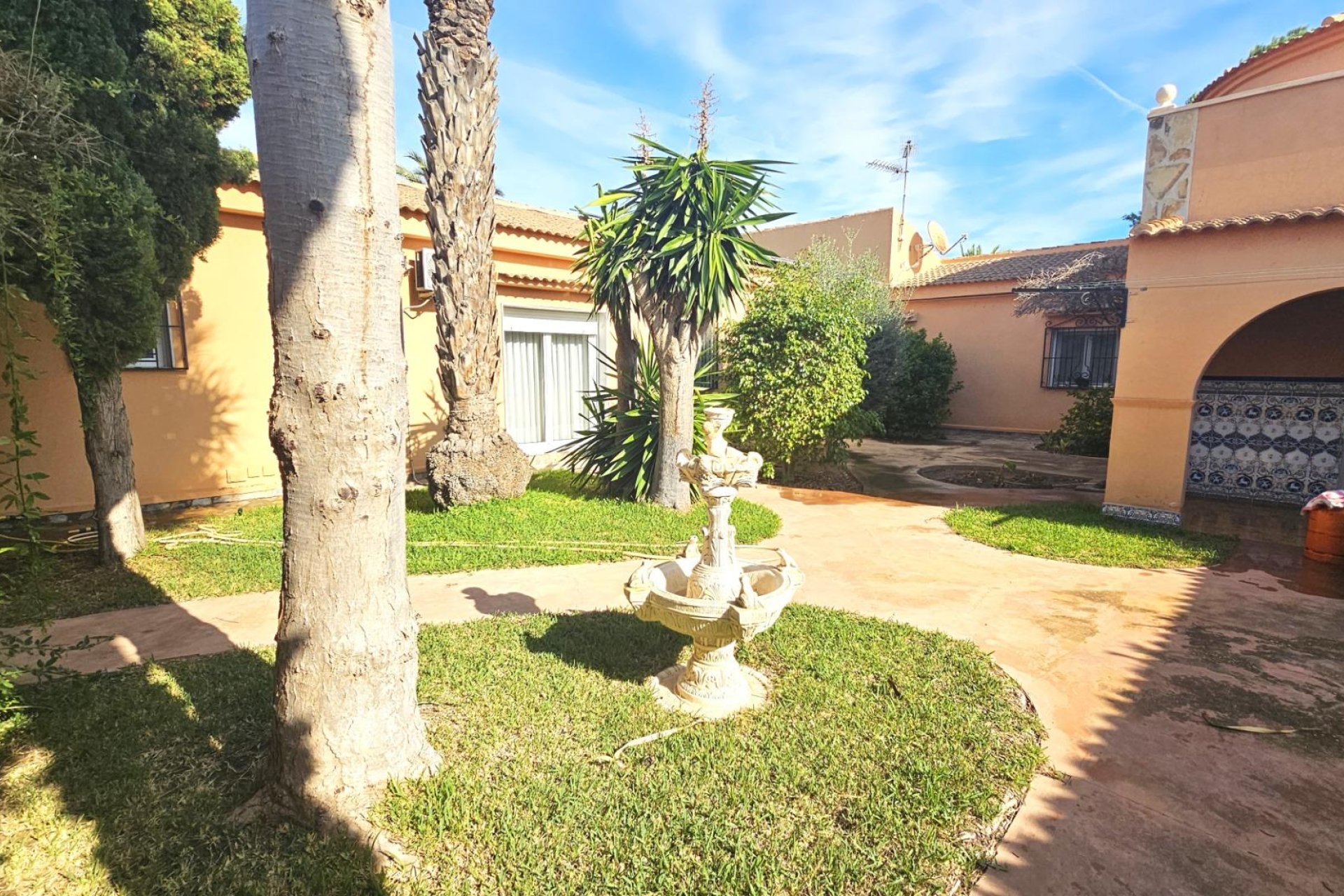 Segunda mano - Villa -
Torrevieja - San Luis