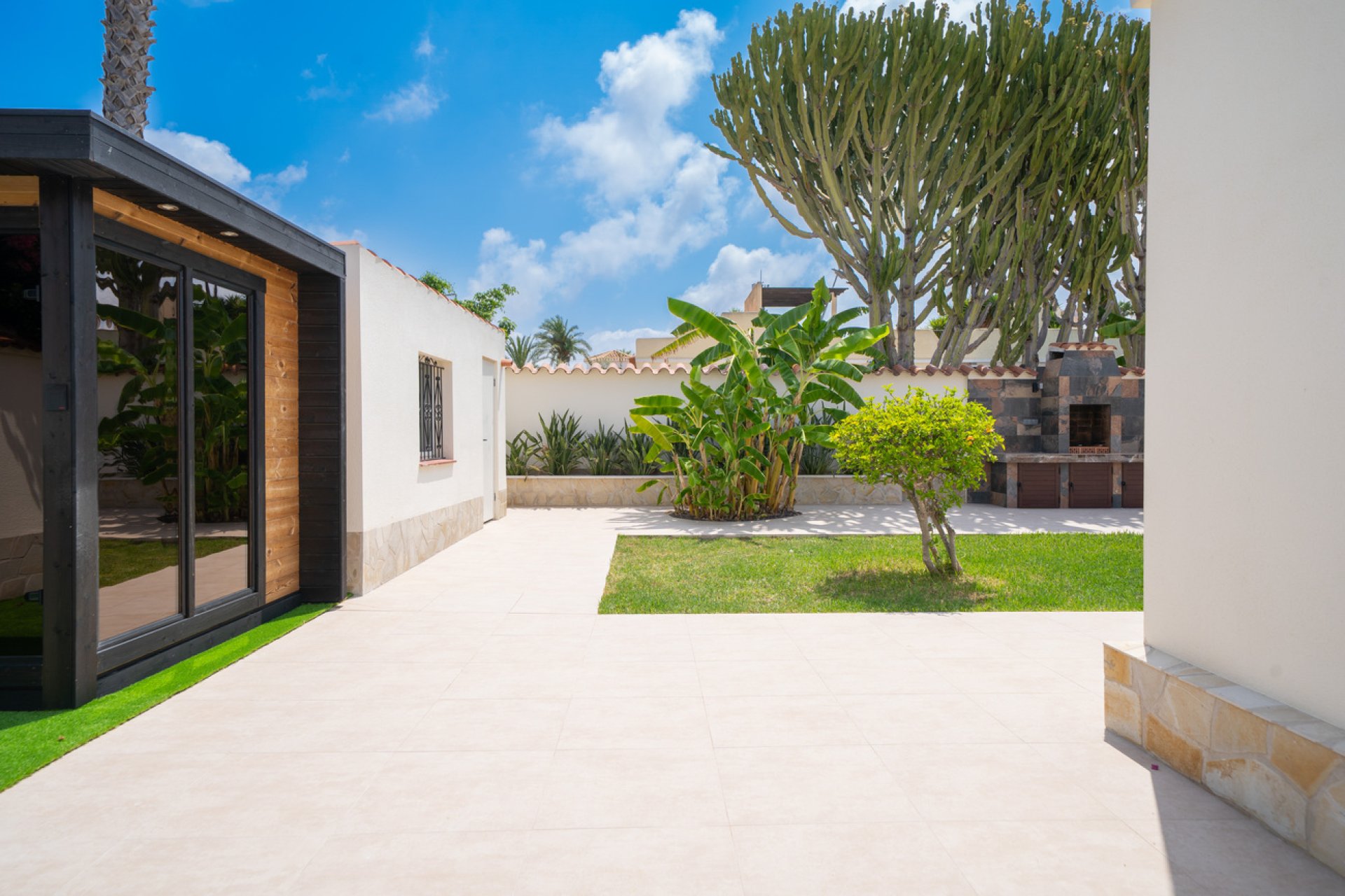 Segunda mano - Villa -
Torrevieja - Torreta