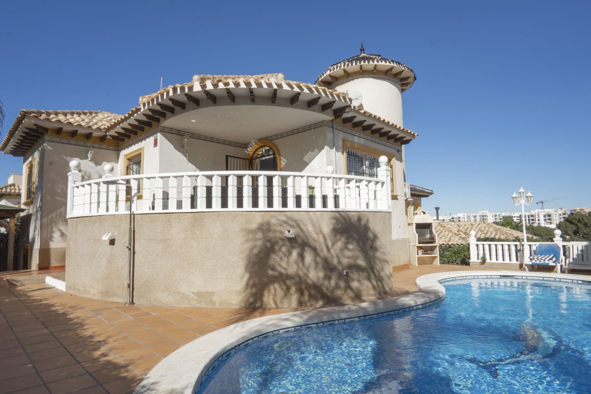 Segunda mano - Villa -
Villamartin - Costa Blanca