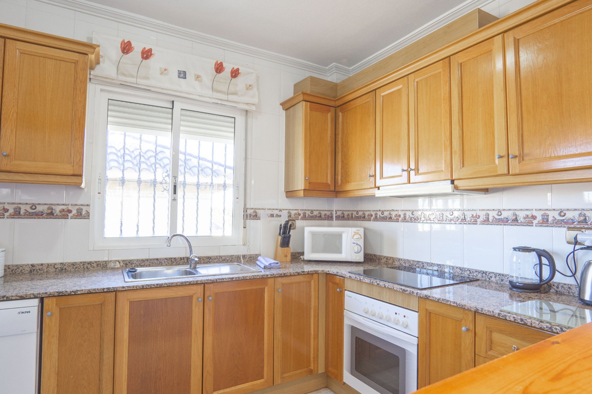 Segunda mano - Villa -
Villamartin - Costa Blanca