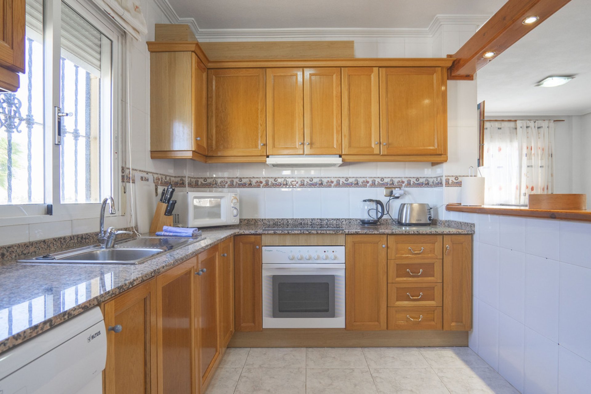 Segunda mano - Villa -
Villamartin - Costa Blanca