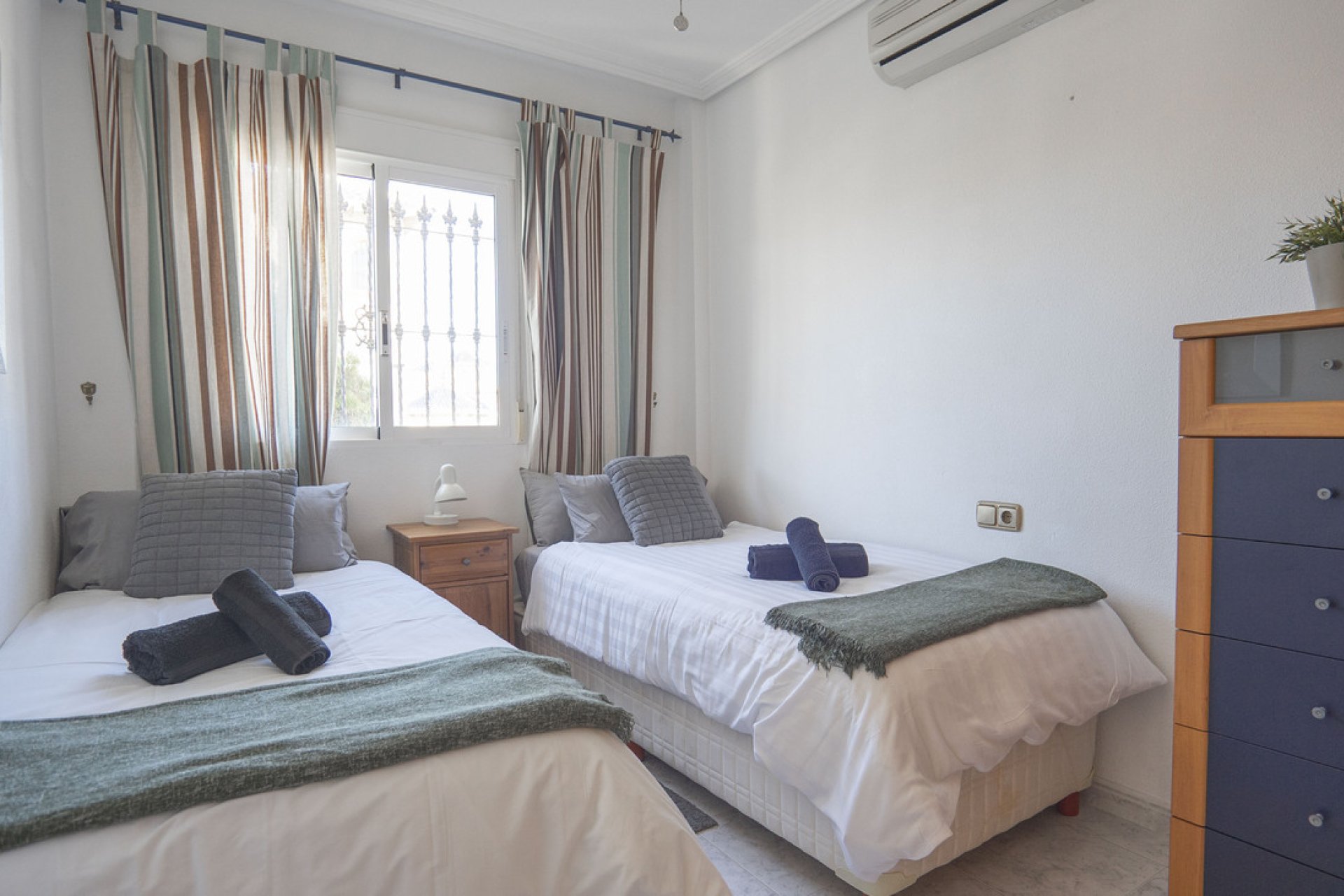 Segunda mano - Villa -
Villamartin - Costa Blanca