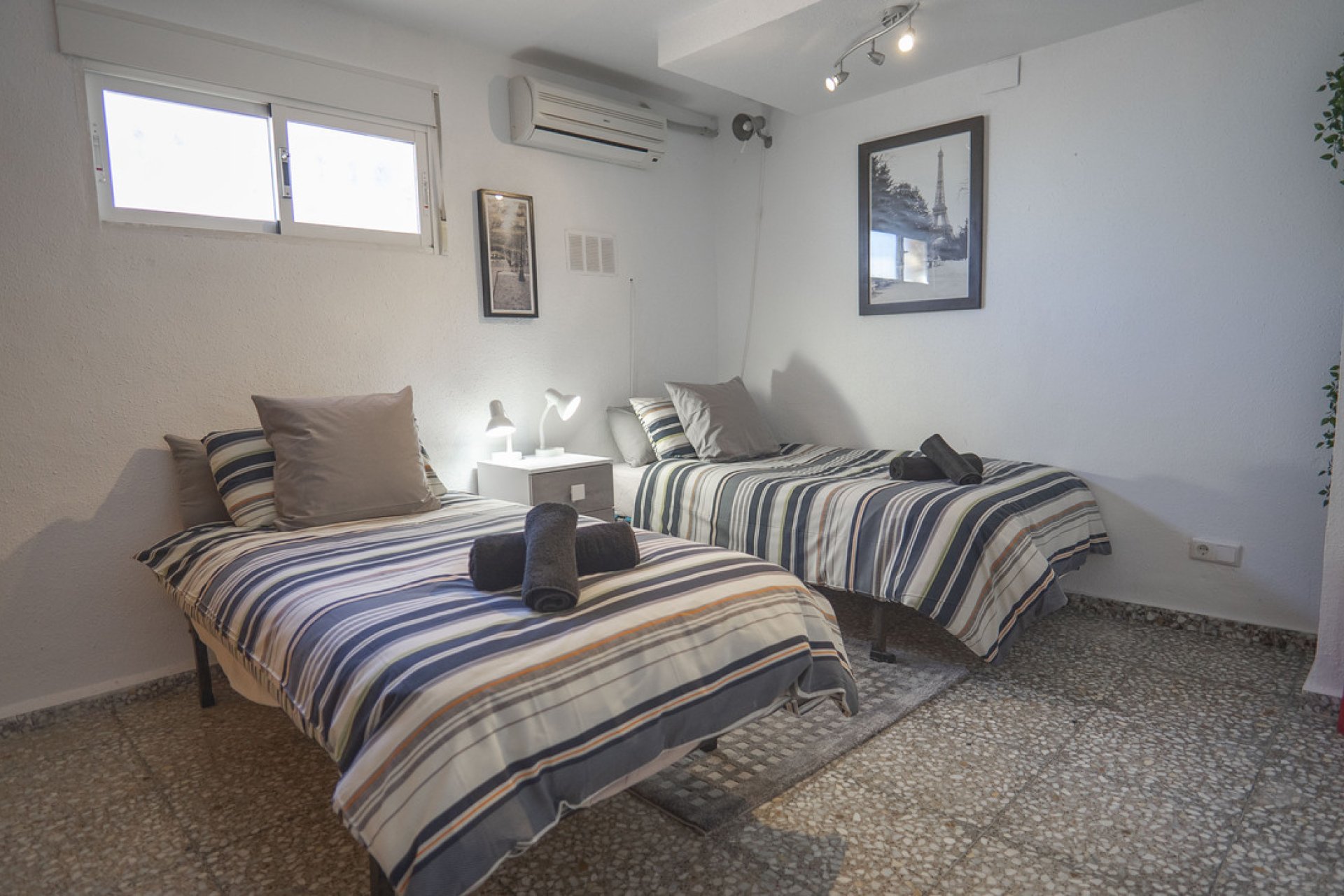 Segunda mano - Villa -
Villamartin - Costa Blanca