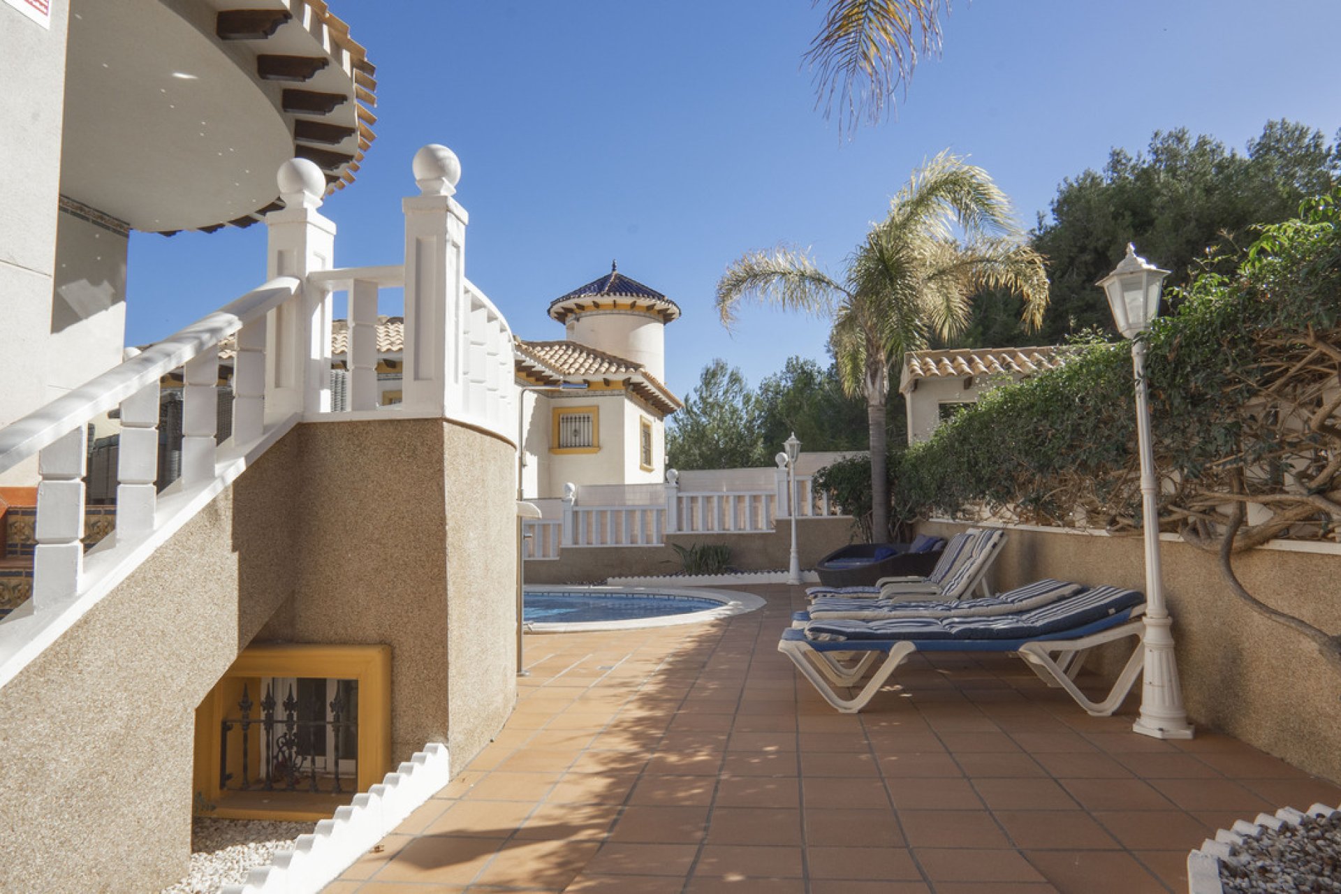 Segunda mano - Villa -
Villamartin - Costa Blanca