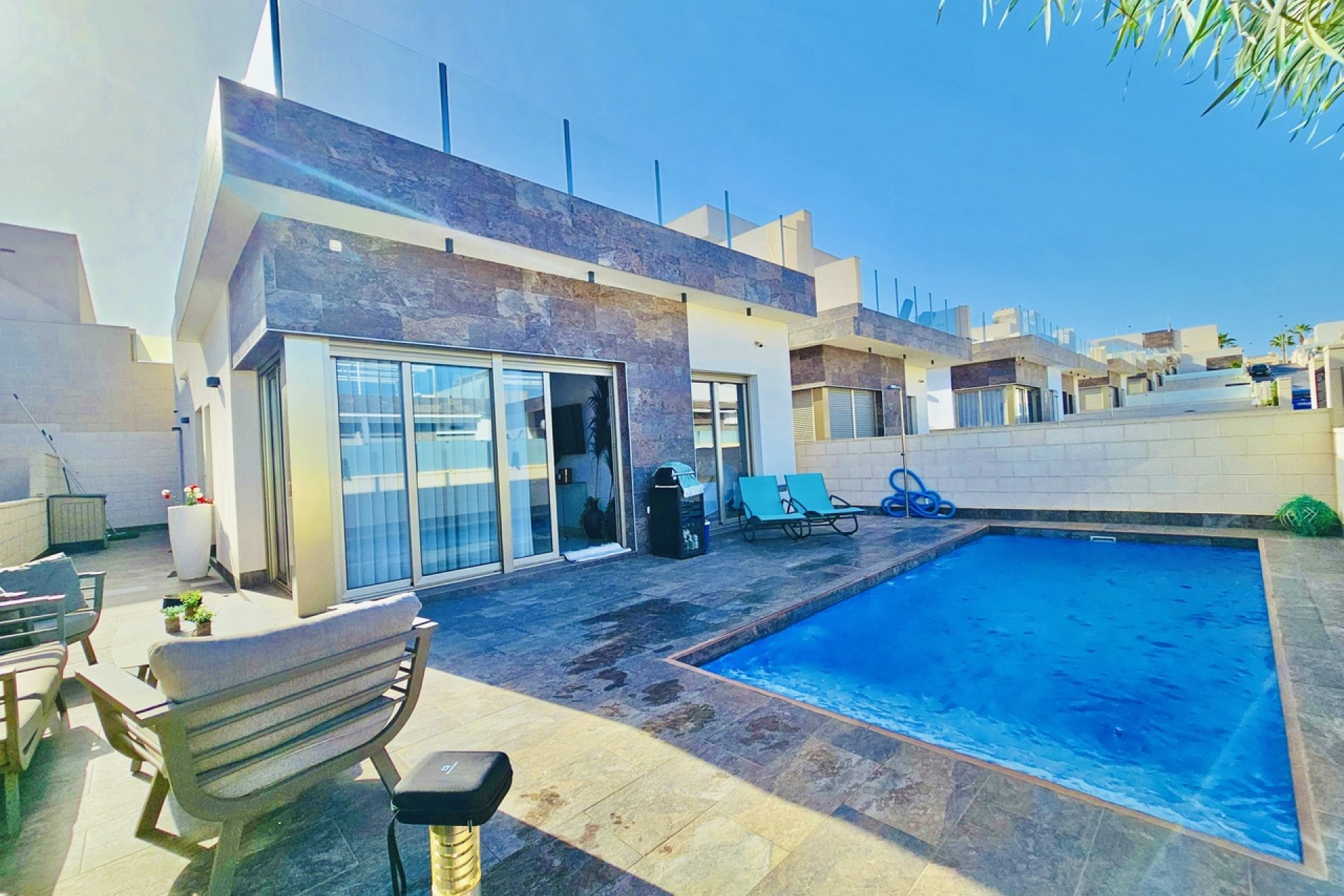 Segunda mano - Villa -
Villamartin - Costa Blanca