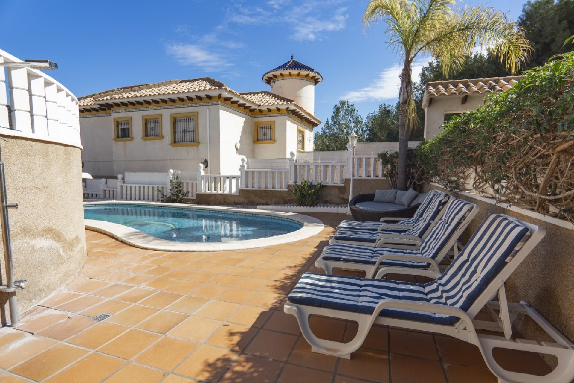 Segunda mano - Villa -
Villamartin - Costa Blanca