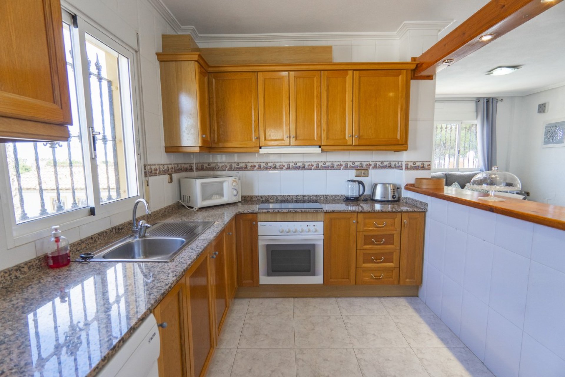 Segunda mano - Villa -
Villamartin - Costa Blanca
