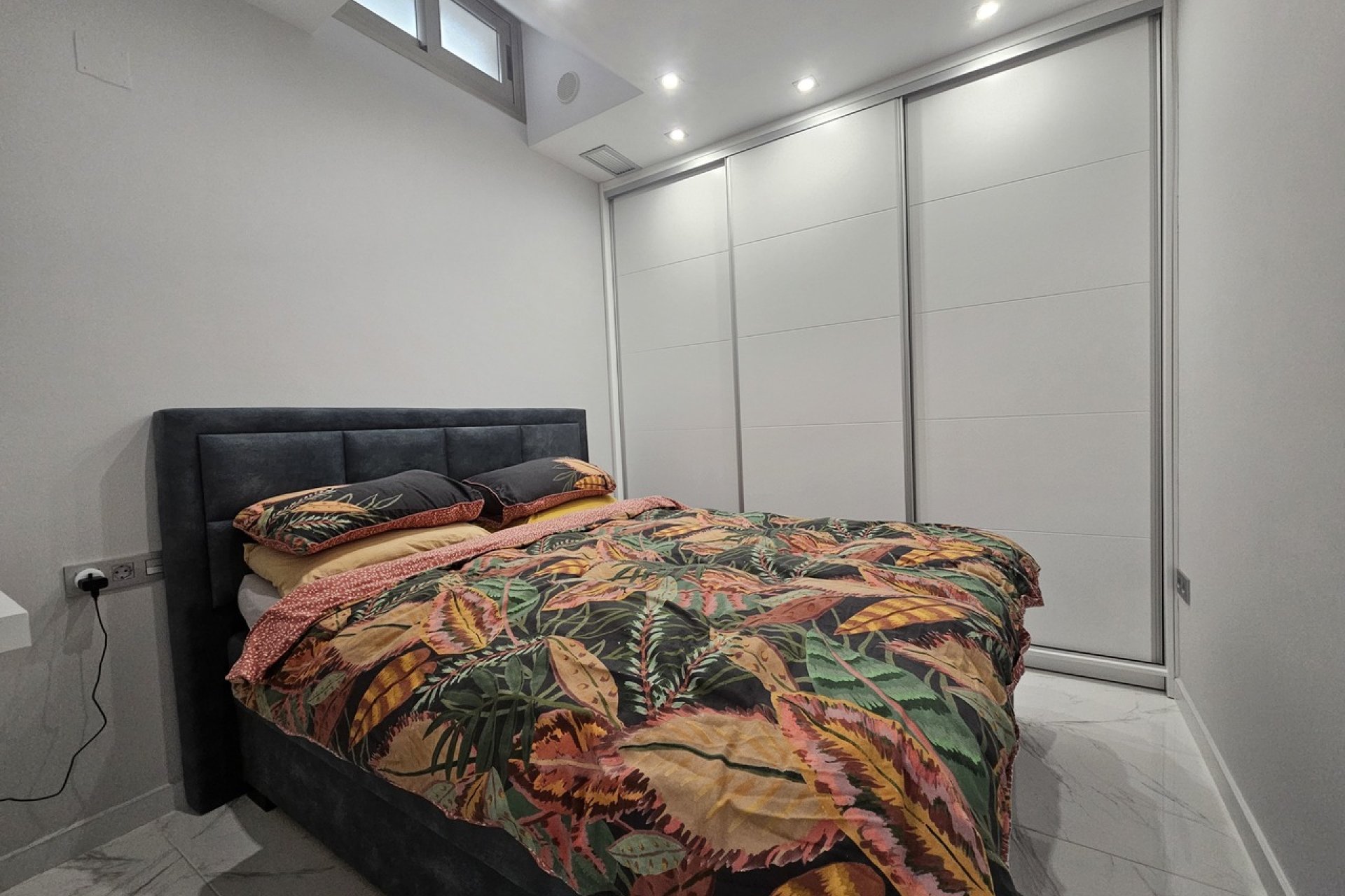 Segunda mano - Villa -
Villamartin - Costa Blanca