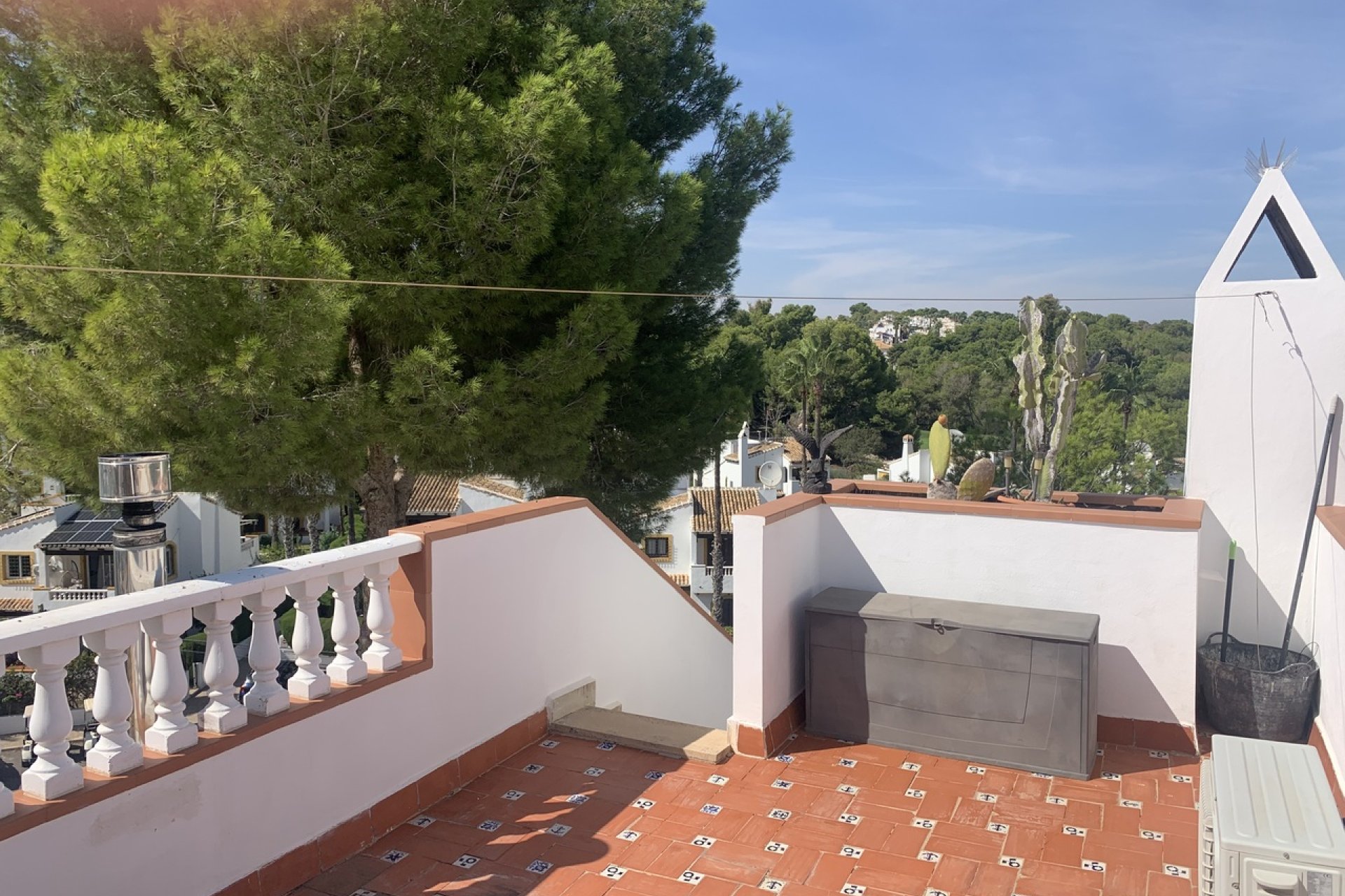 Segunda mano - Villa -
Villamartin - Costa Blanca