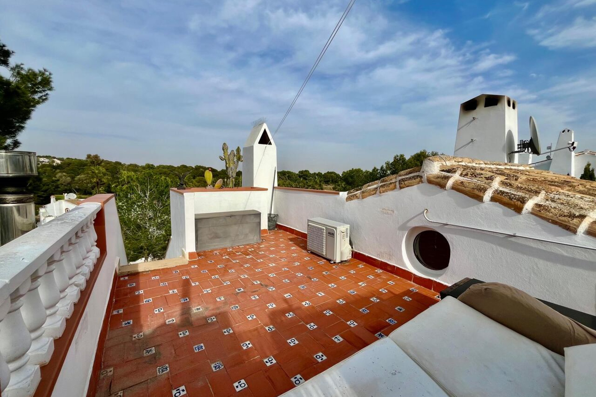 Segunda mano - Villa -
Villamartin - Costa Blanca