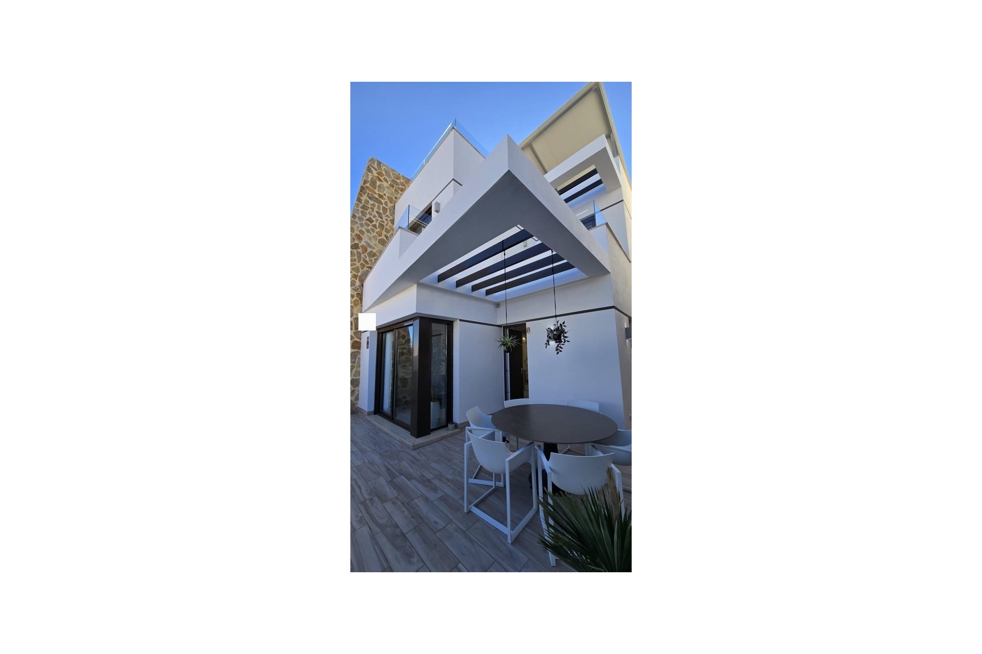Segunda mano - Villa -
Villamartin - Costa Blanca