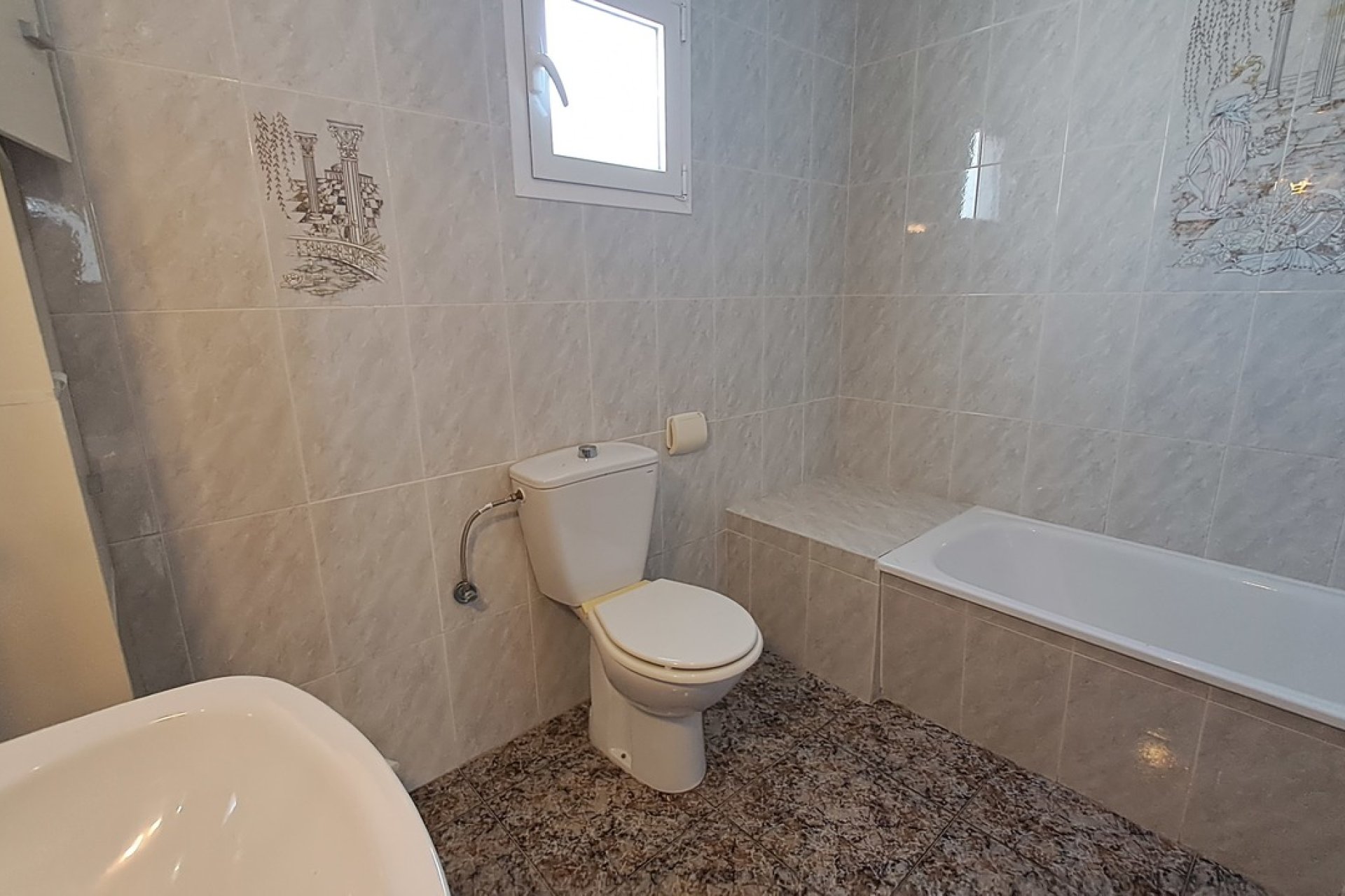 Segunda mano - Villa -
Villamartin - Costa Blanca