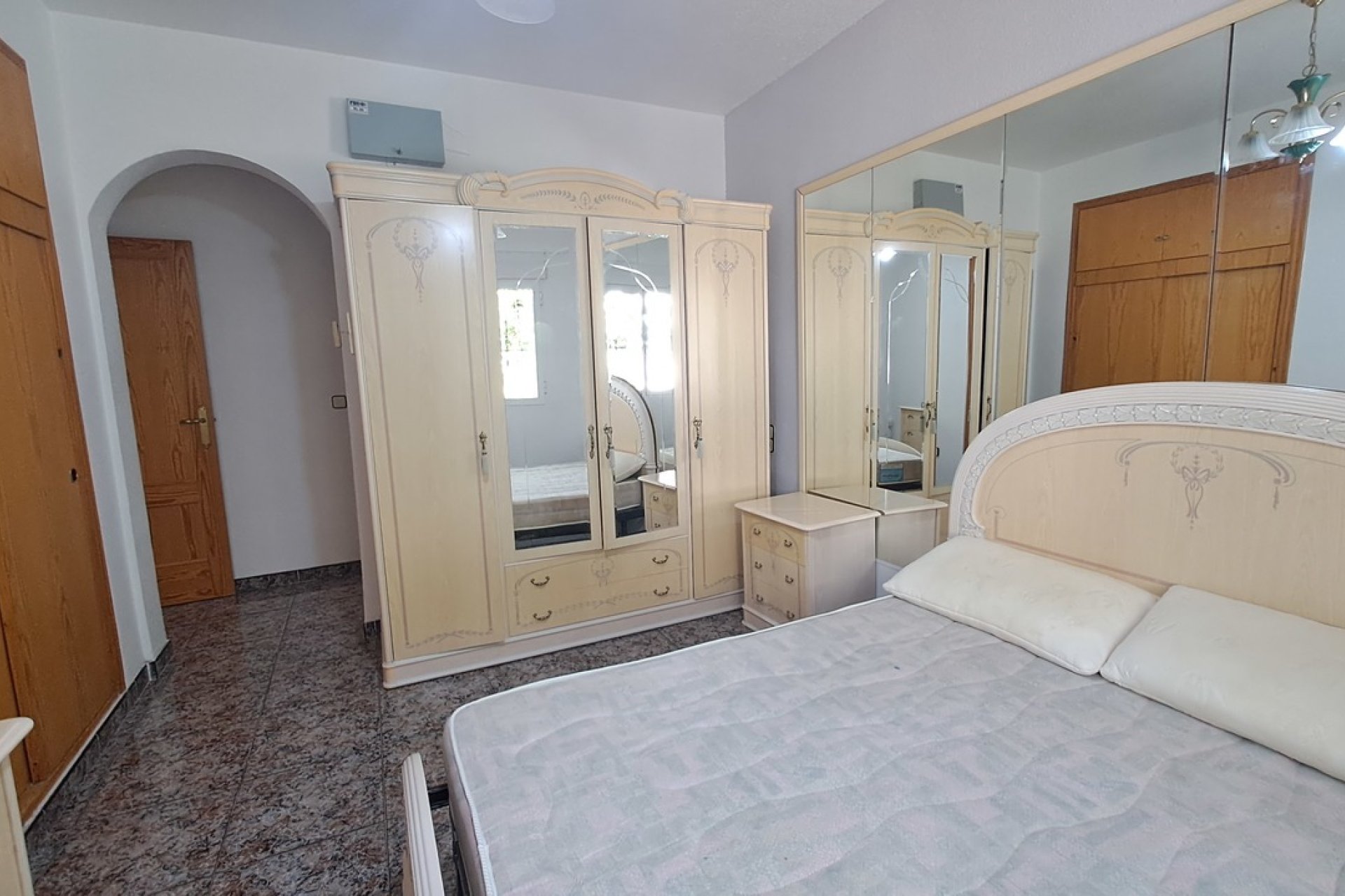 Segunda mano - Villa -
Villamartin - Costa Blanca