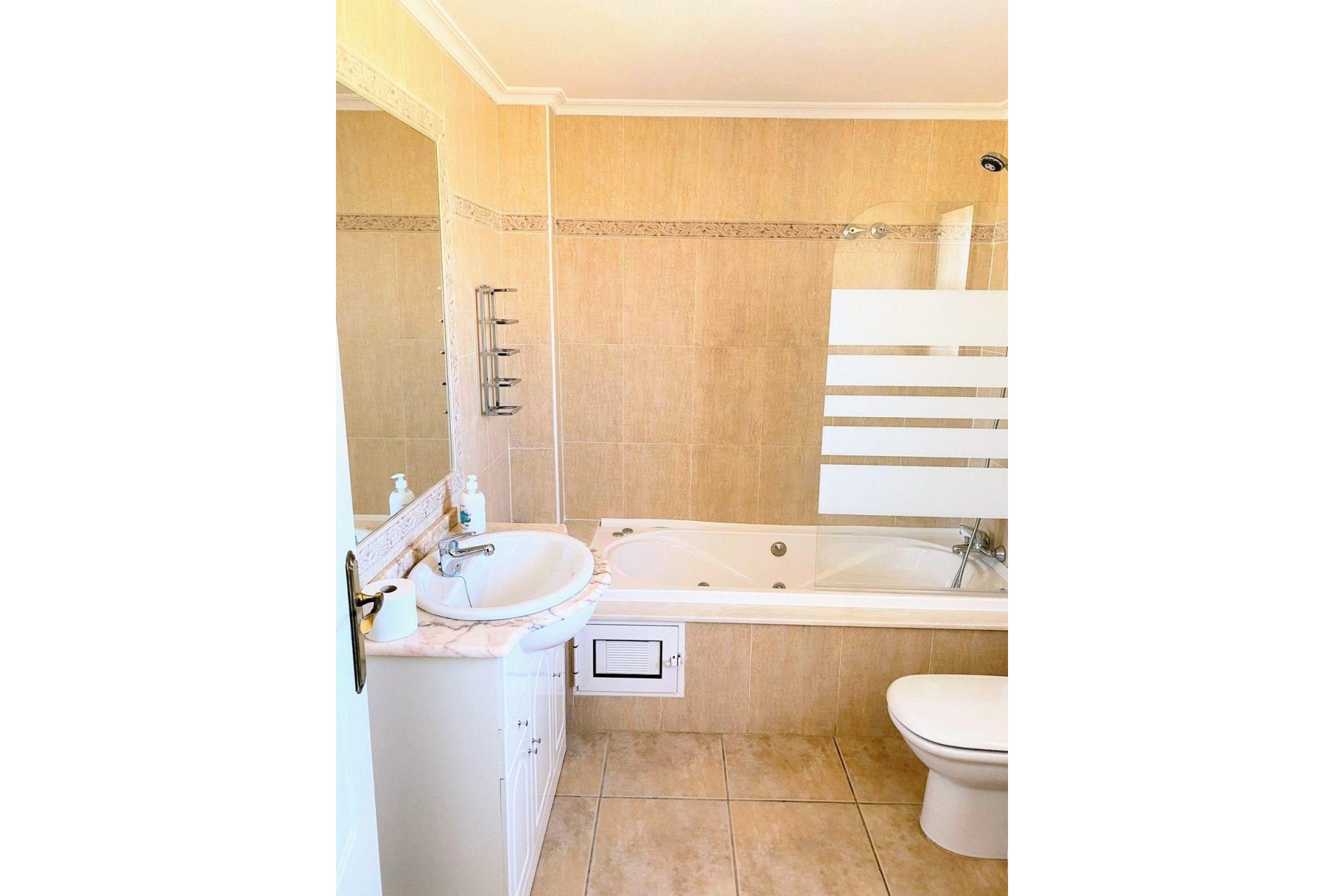 Segunda mano - Villa -
Villamartin - Costa Blanca