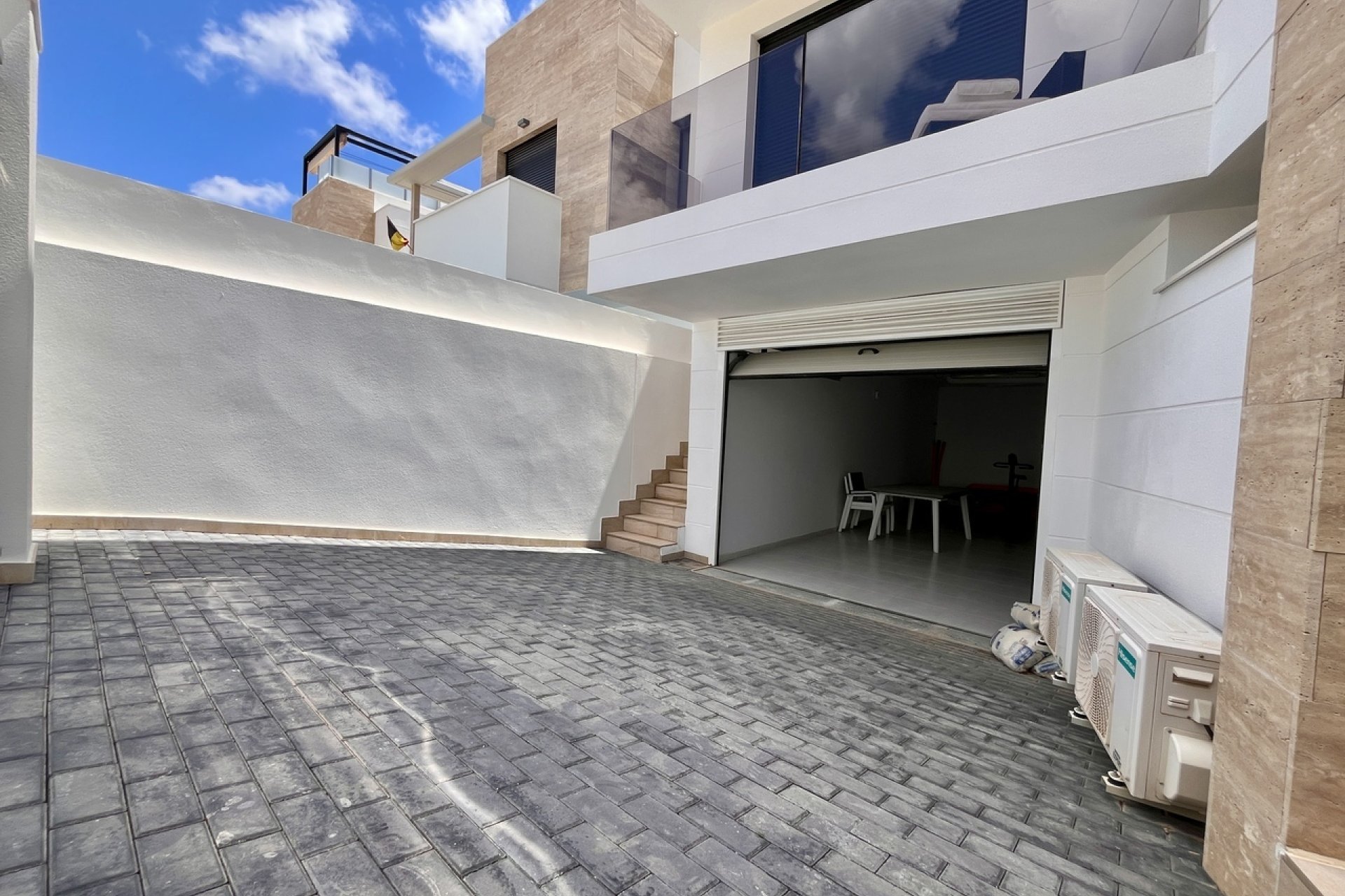Segunda mano - Villa -
Villamartin - Costa Blanca