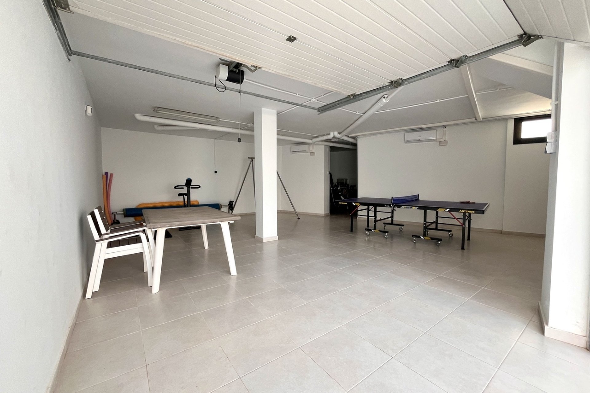 Segunda mano - Villa -
Villamartin - Costa Blanca