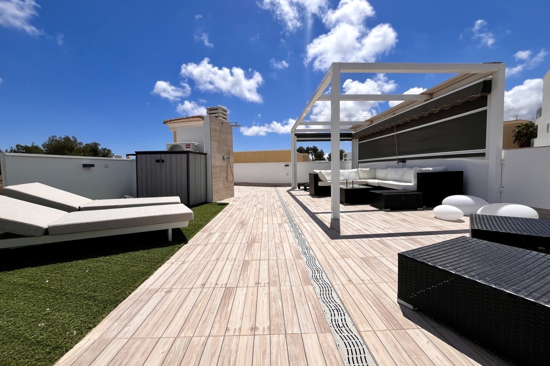 Segunda mano - Villa -
Villamartin - Costa Blanca