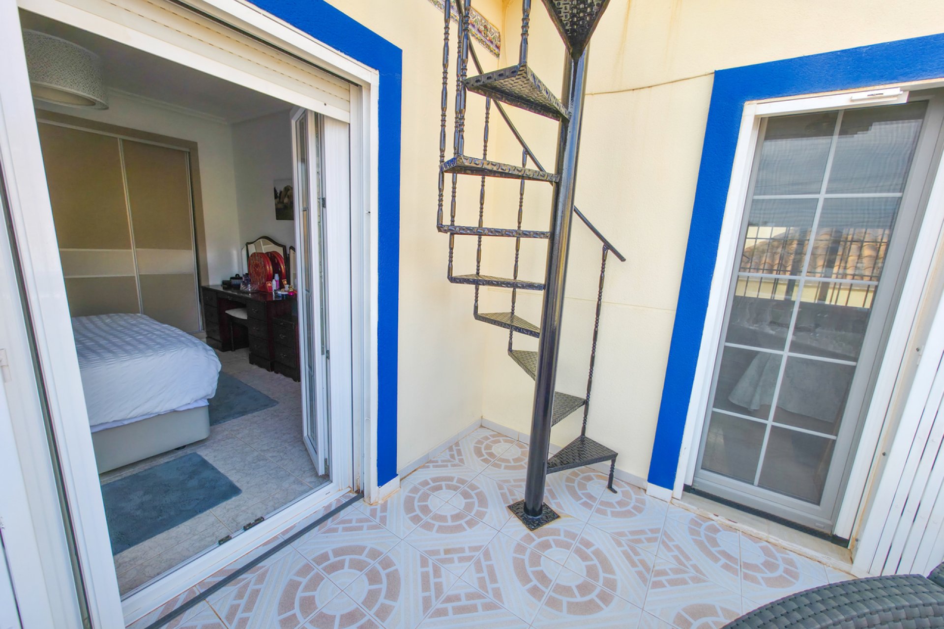 Segunda mano - Villa -
Villamartin - Costa Blanca