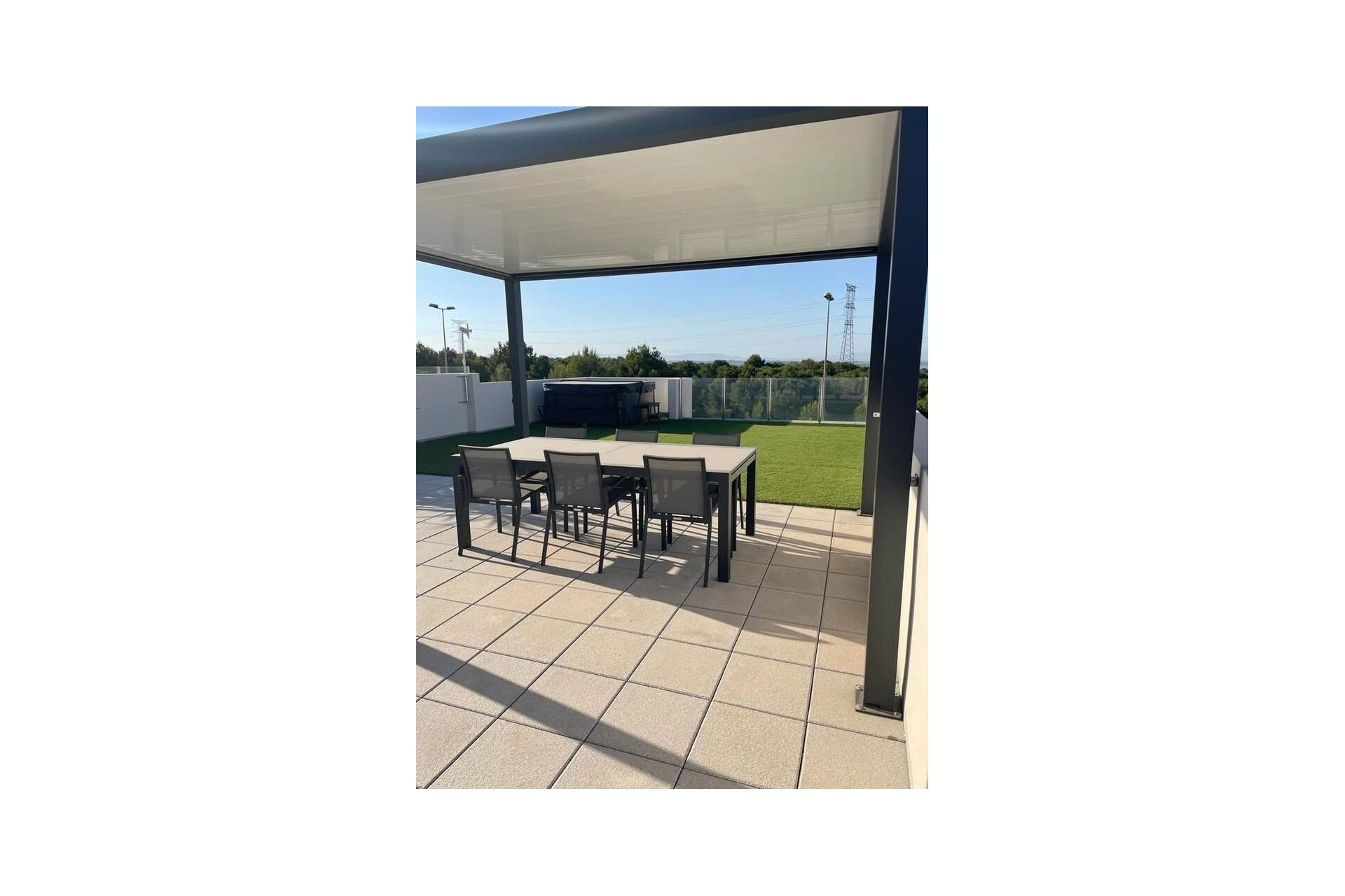 Segunda mano - Villa -
Villamartin - Costa Blanca