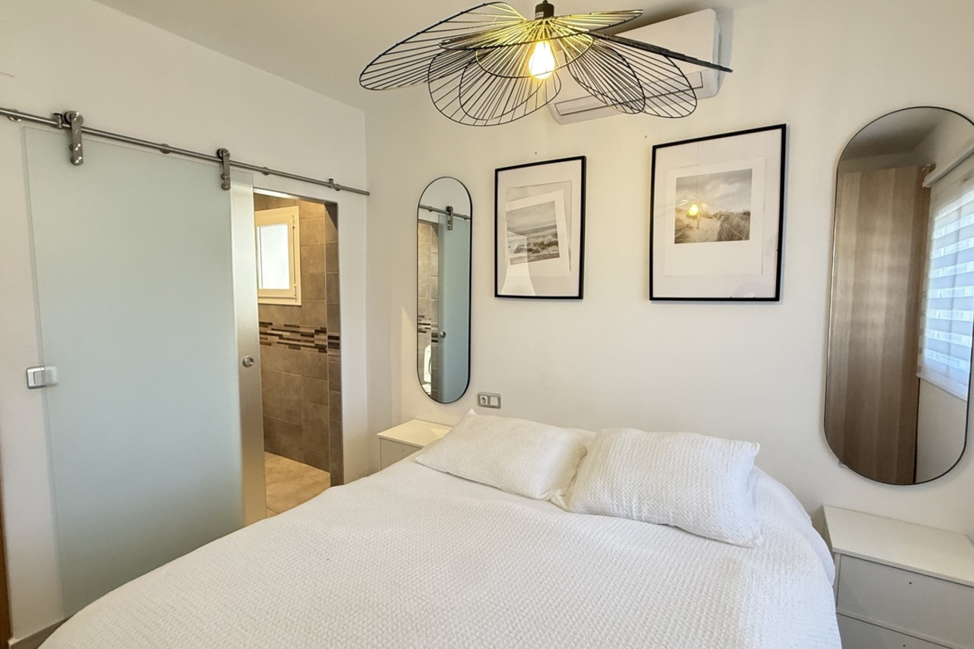 Segunda mano - Villa -
Villamartin - Costa Blanca