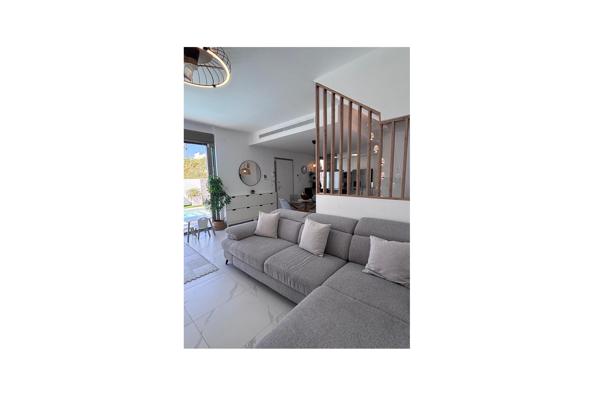 Segunda mano - Villa -
Villamartin - Costa Blanca