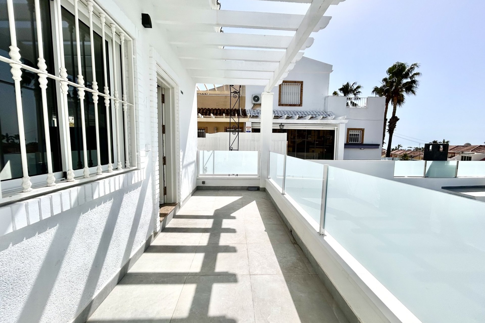 Segunda mano - Villa -
Villamartin - Costa Blanca