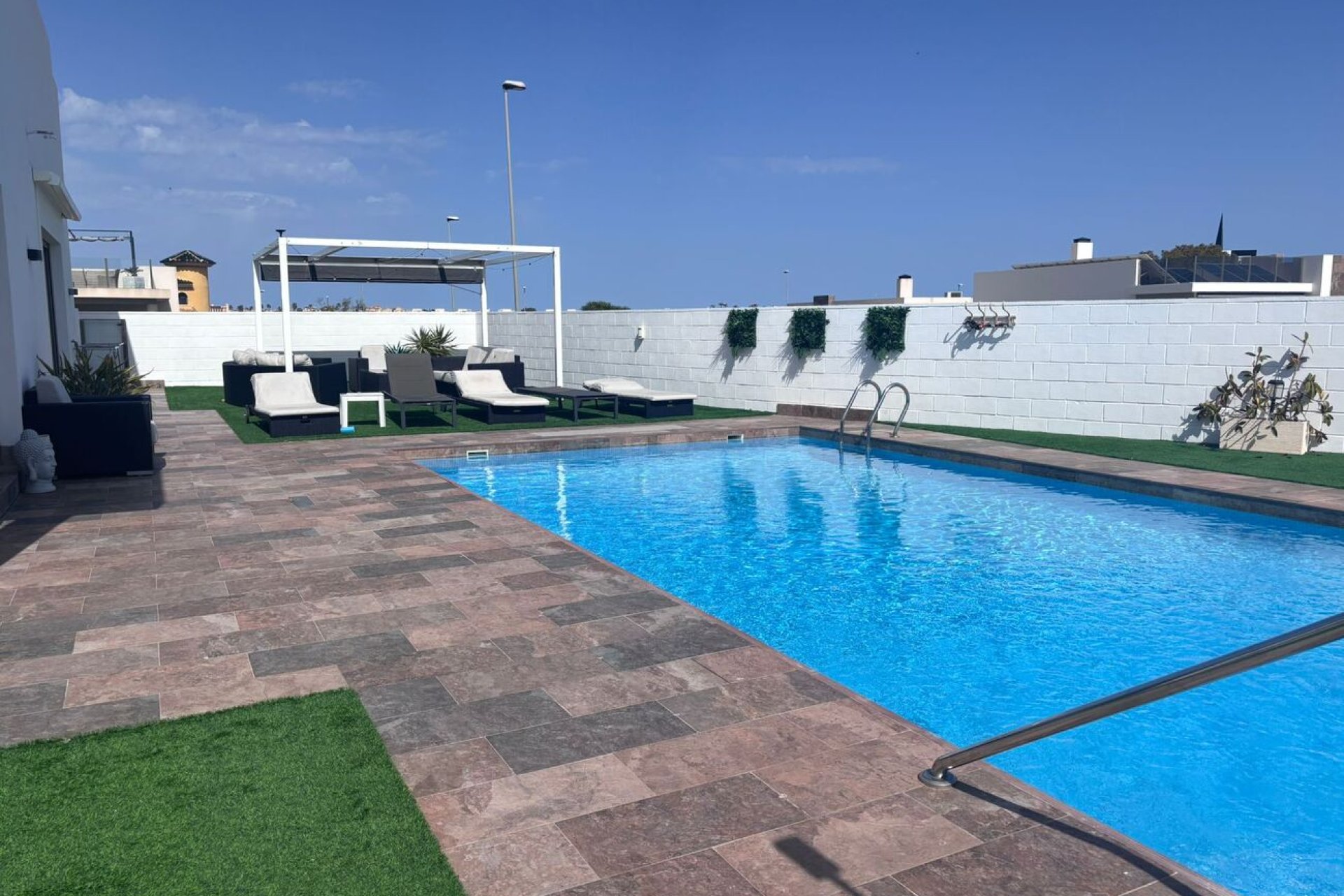 Segunda mano - Villa -
Villamartin - Costa Blanca