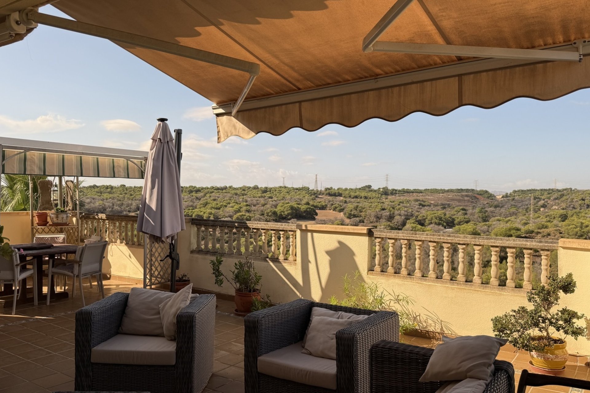 Segunda mano - Villa -
Villamartin - Costa Blanca