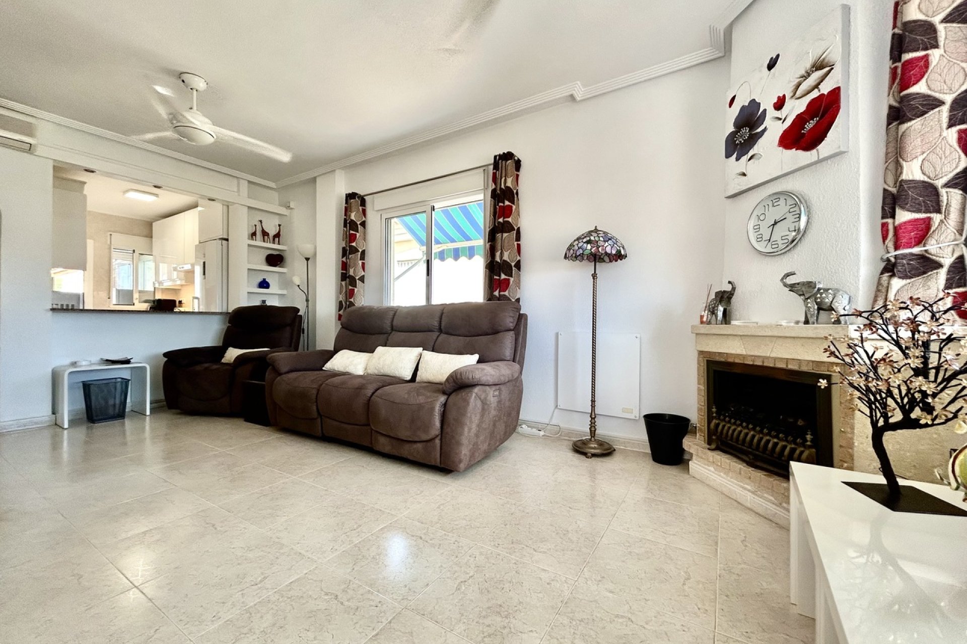 Segunda mano - Villa -
Villamartin - Costa Blanca