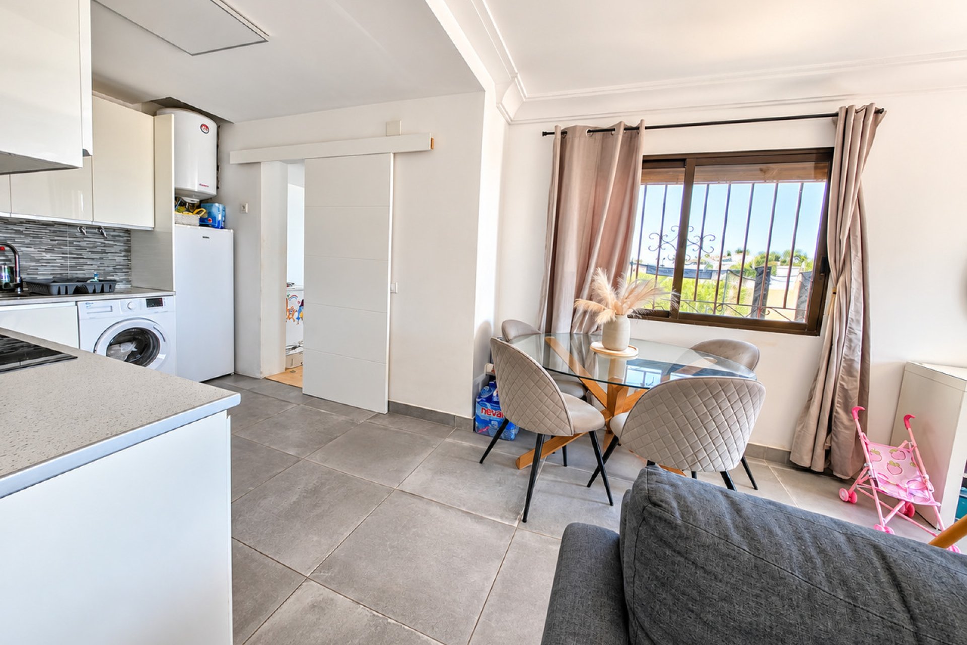 Segunda mano - Villa -
Villamartin - Costa Blanca