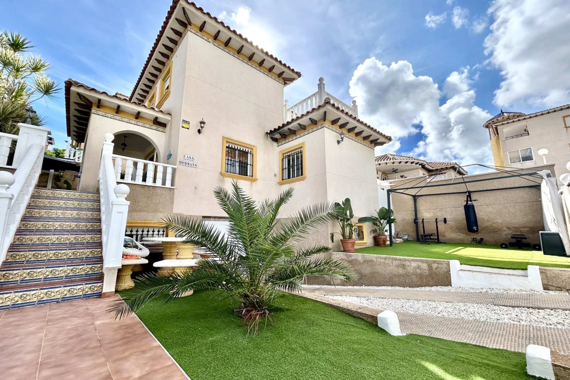Segunda mano - Villa -
Villamartin - Costa Blanca
