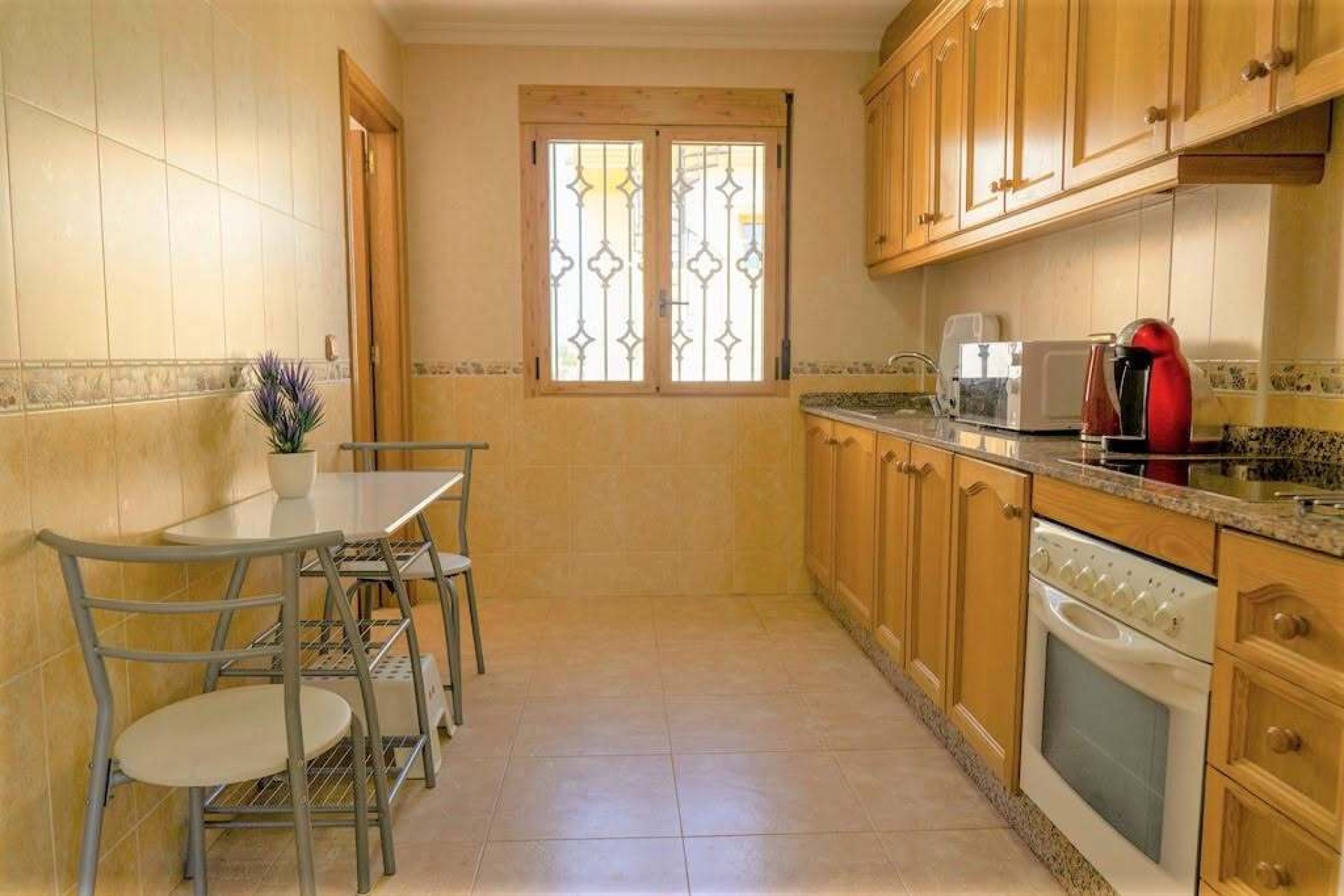 Segunda mano - Villa -
Villamartin - Las Filipinas
