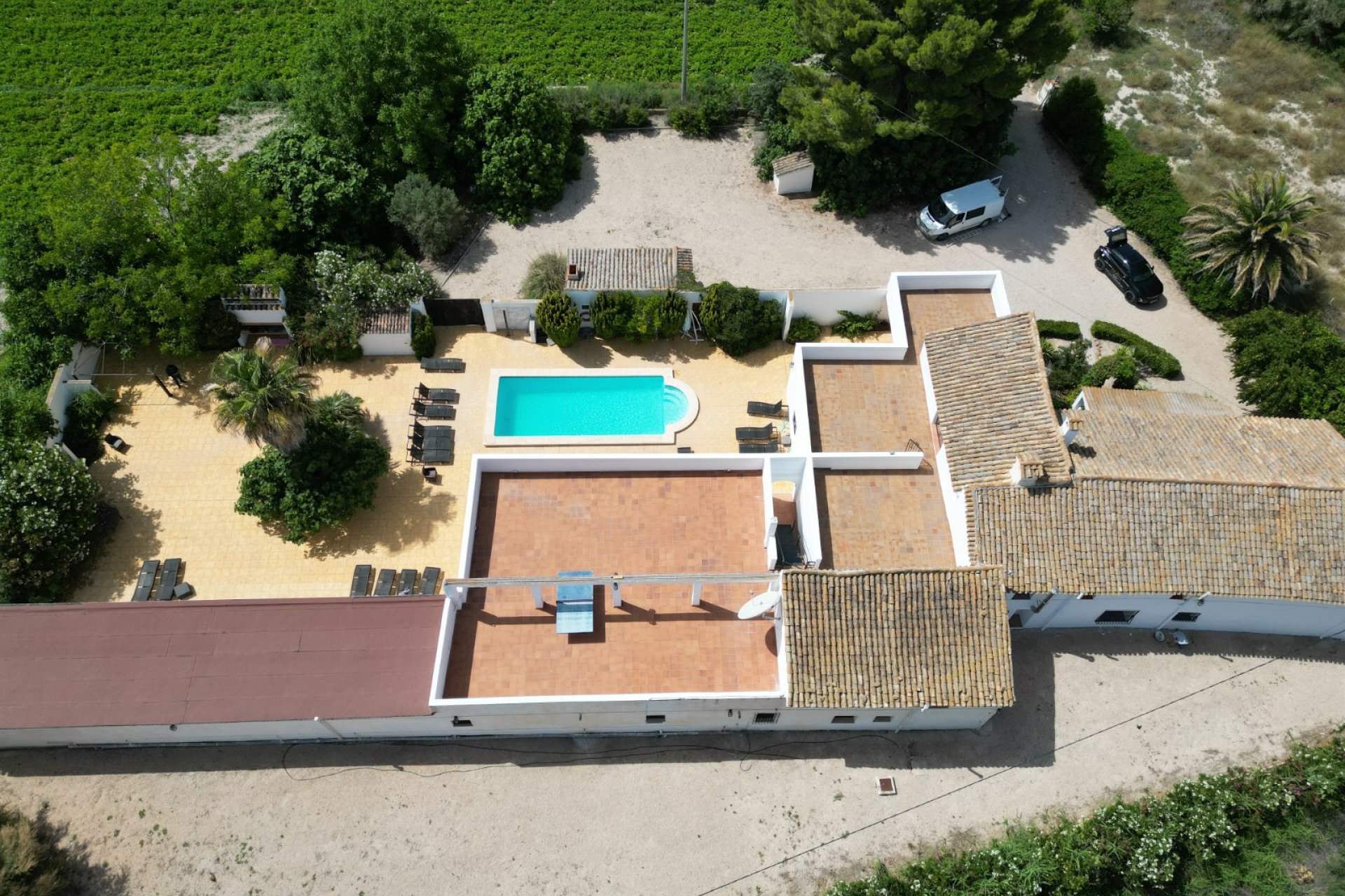 Segunda mano - Villa -
Villena - Inland