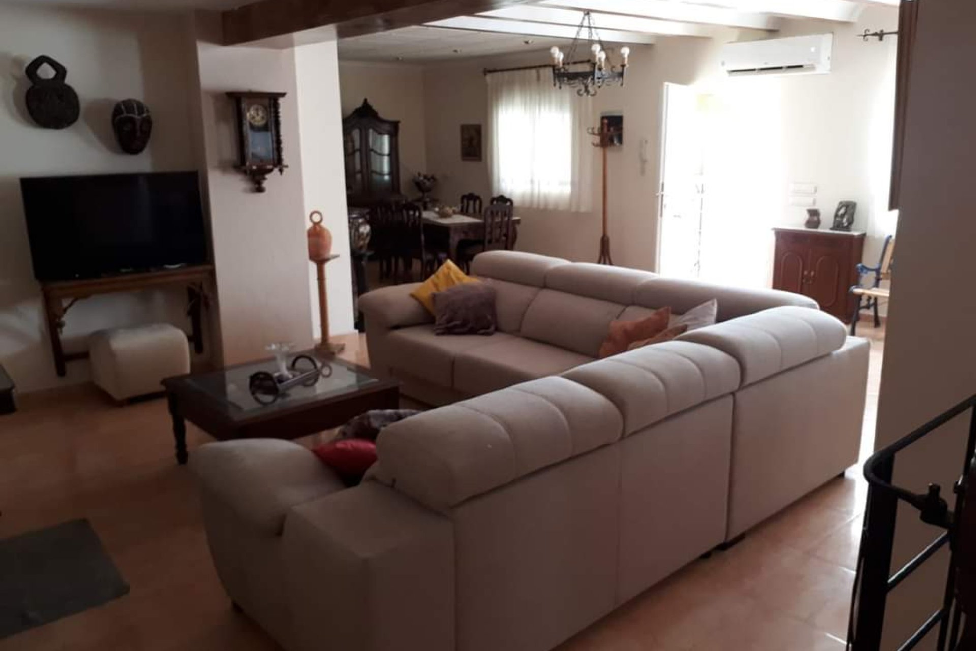 Segunda mano - Villa -
Villena - Inland