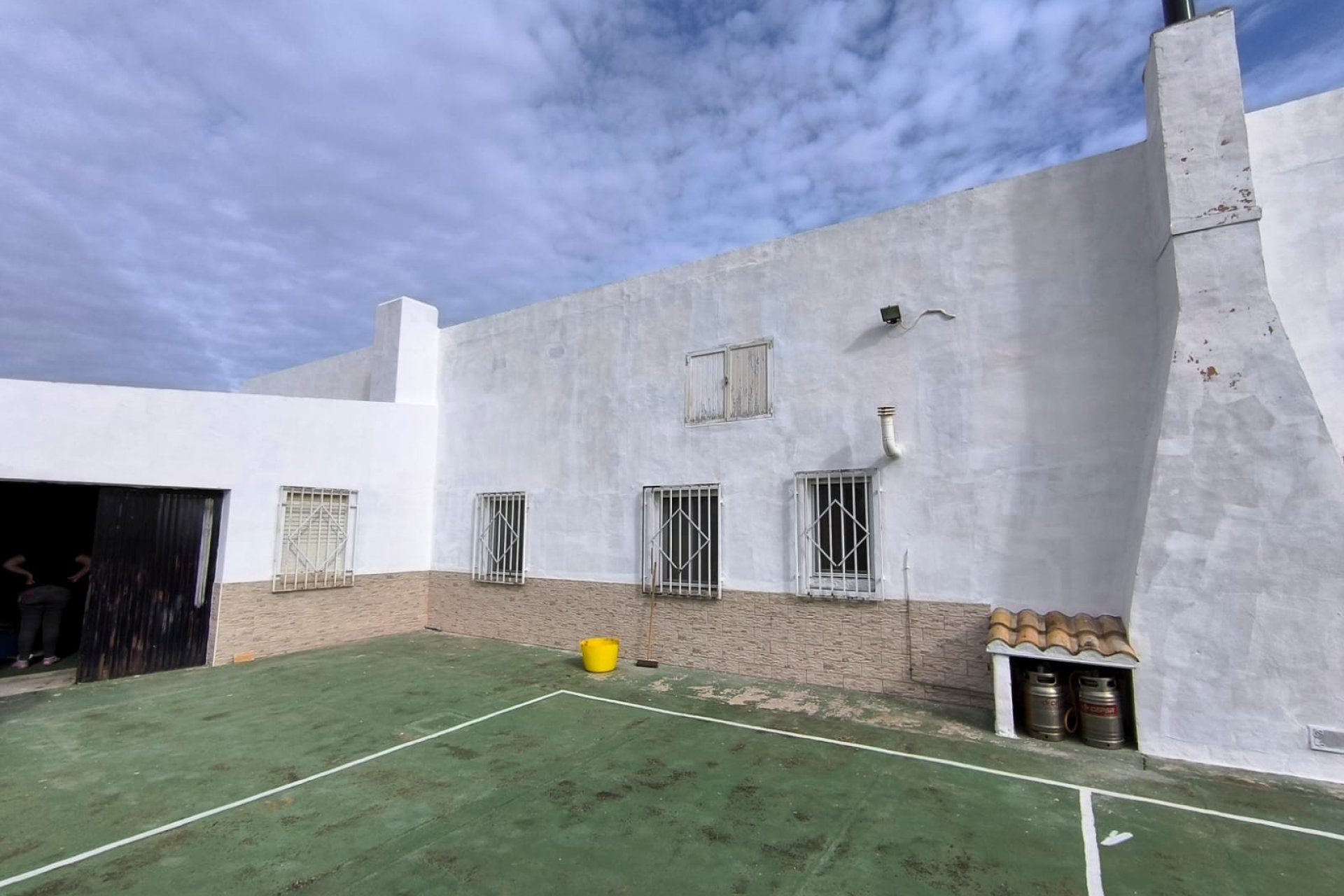 Segunda mano - Villa -
Villena - Inland