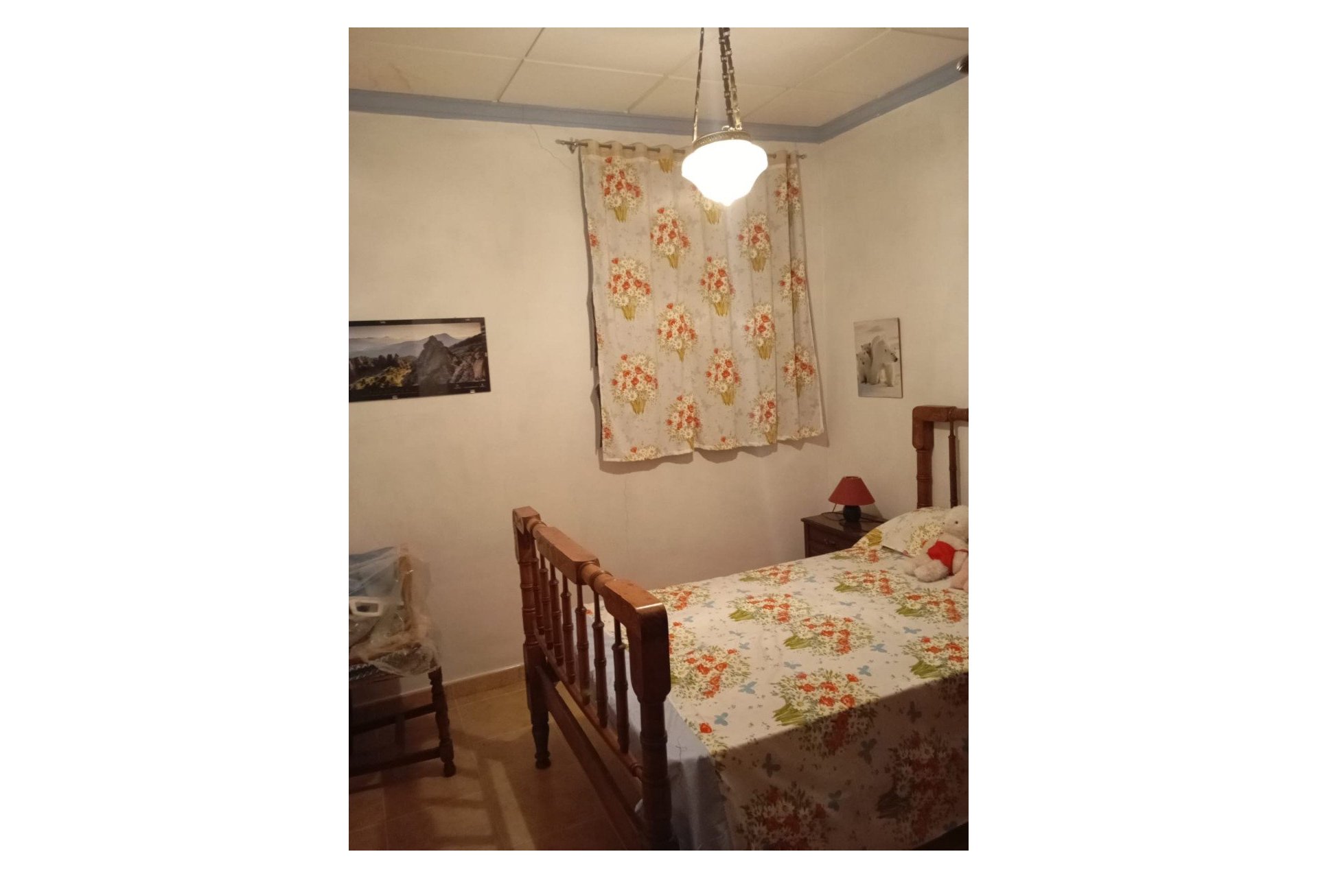 Segunda mano - Villa -
Yecla - Inland
