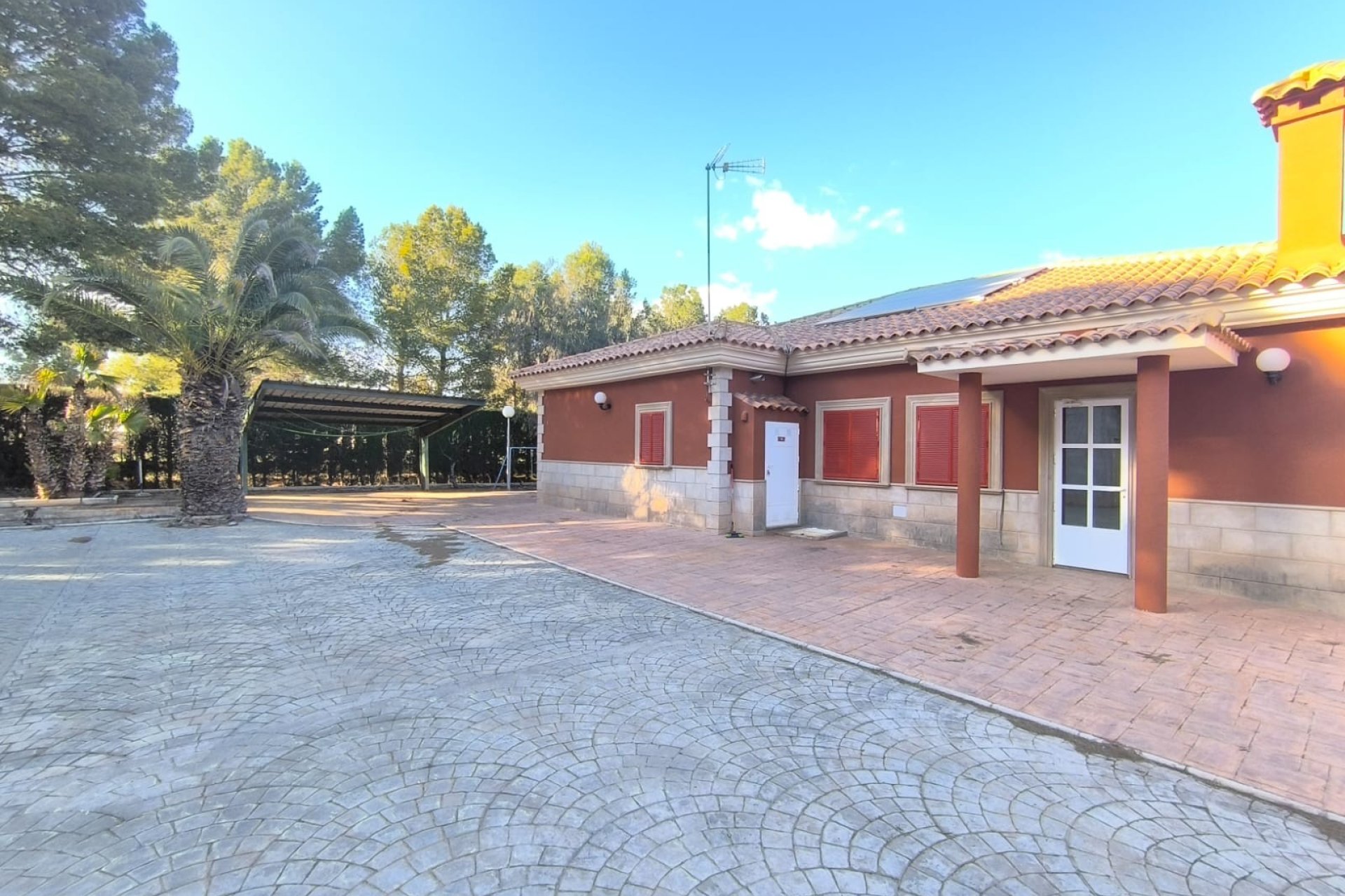 Segunda mano - Villa -
Yecla - Inland