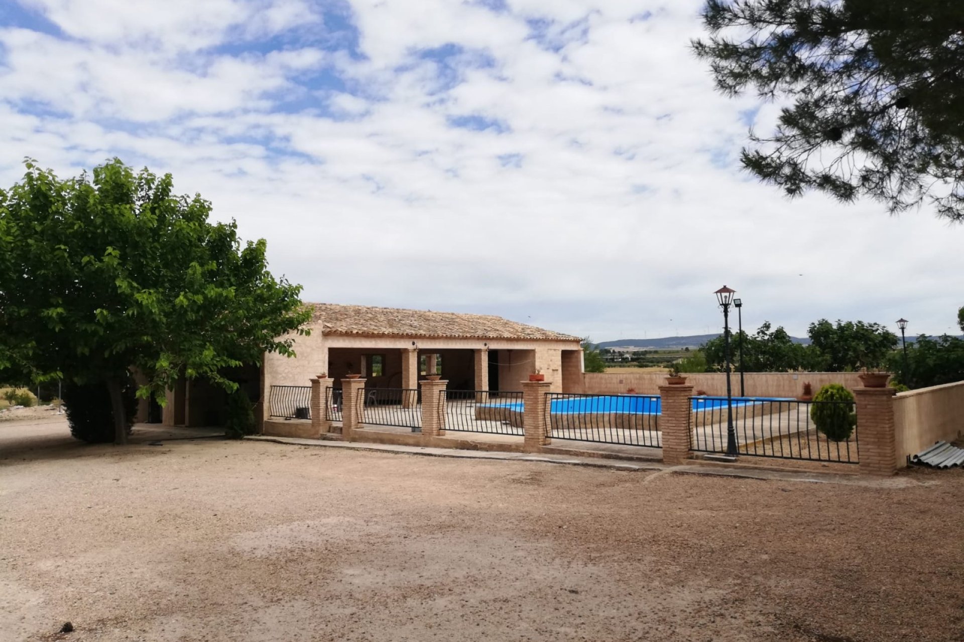 Segunda mano - Villa -
Yecla - Inland