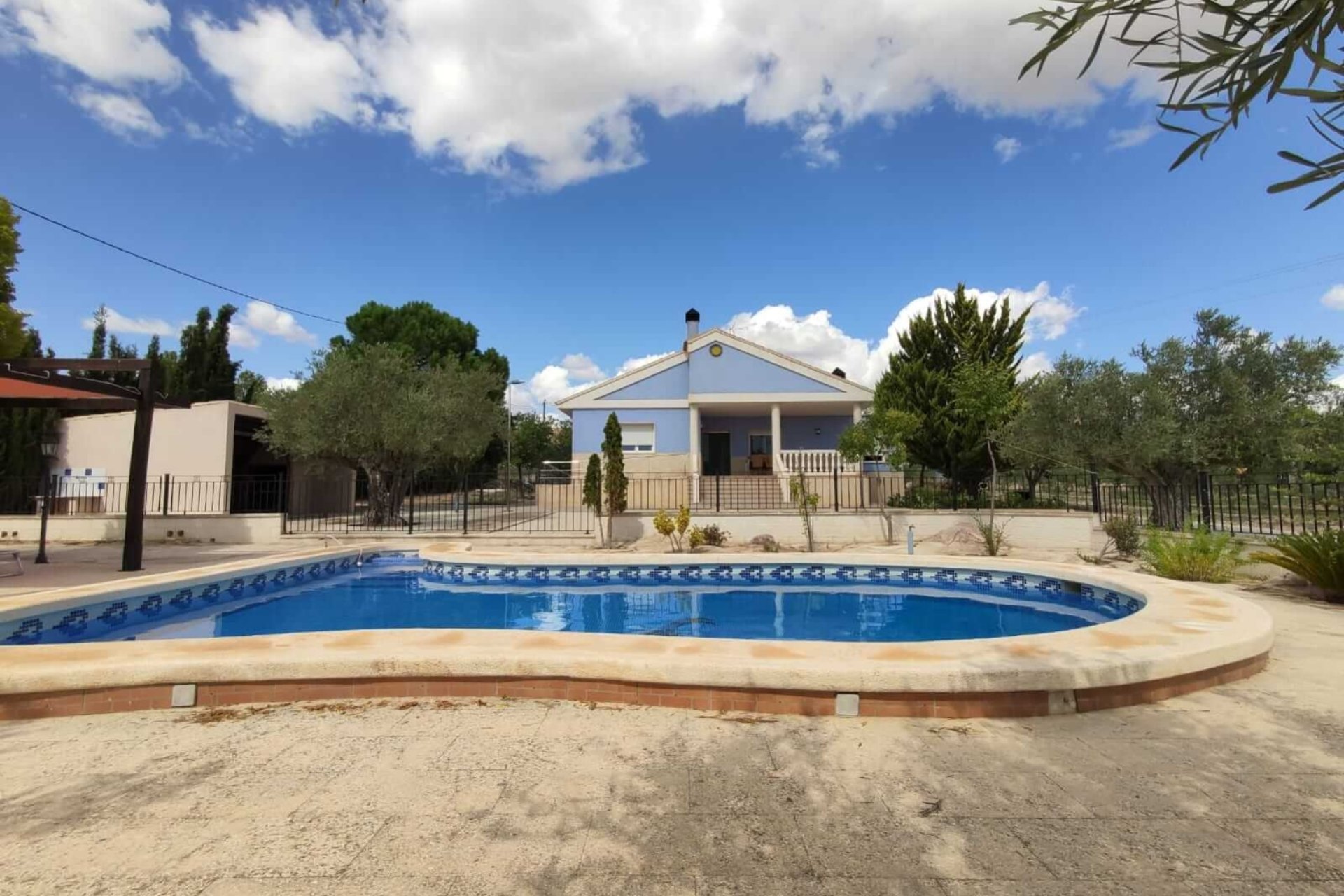 Segunda mano - Villa -
Yecla - Inland