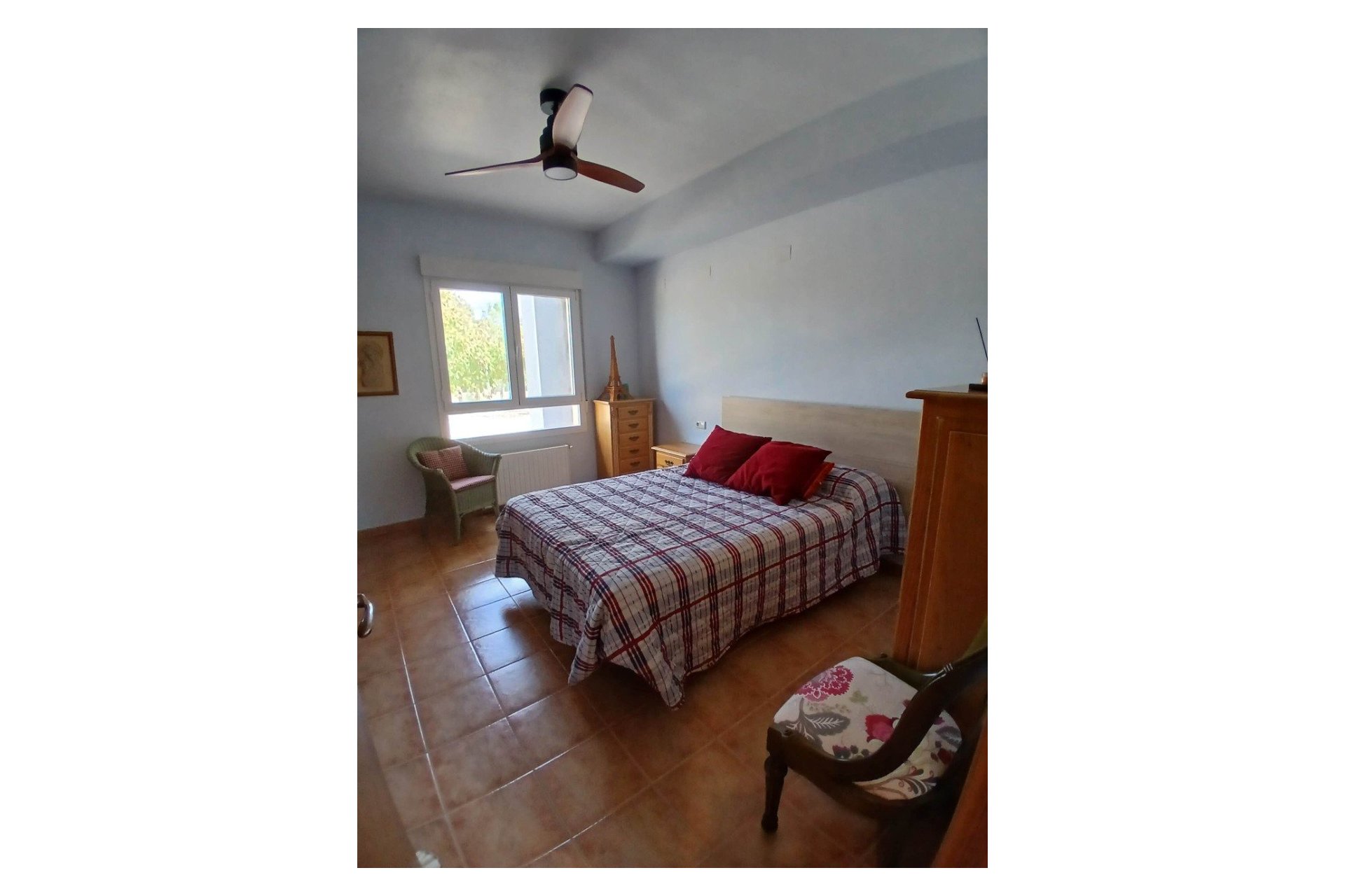 Segunda mano - Villa -
Yecla - Inland