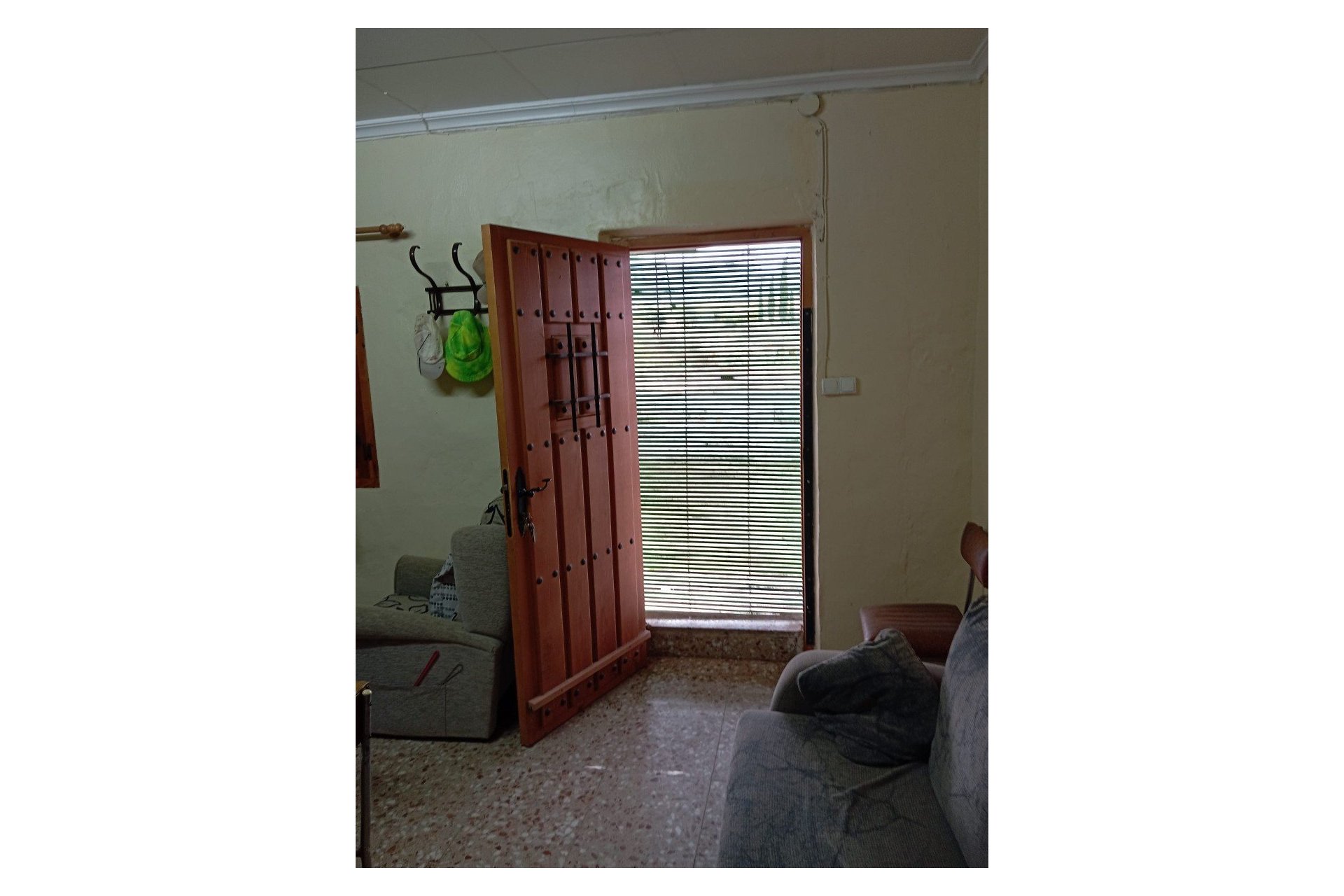 Segunda mano - Villa -
Yecla - Inland