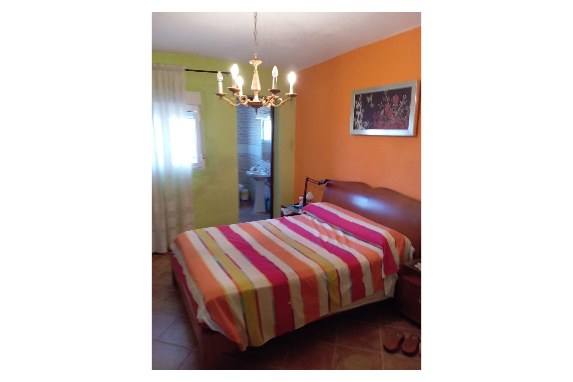 Segunda mano - Villa -
Yecla - Inland