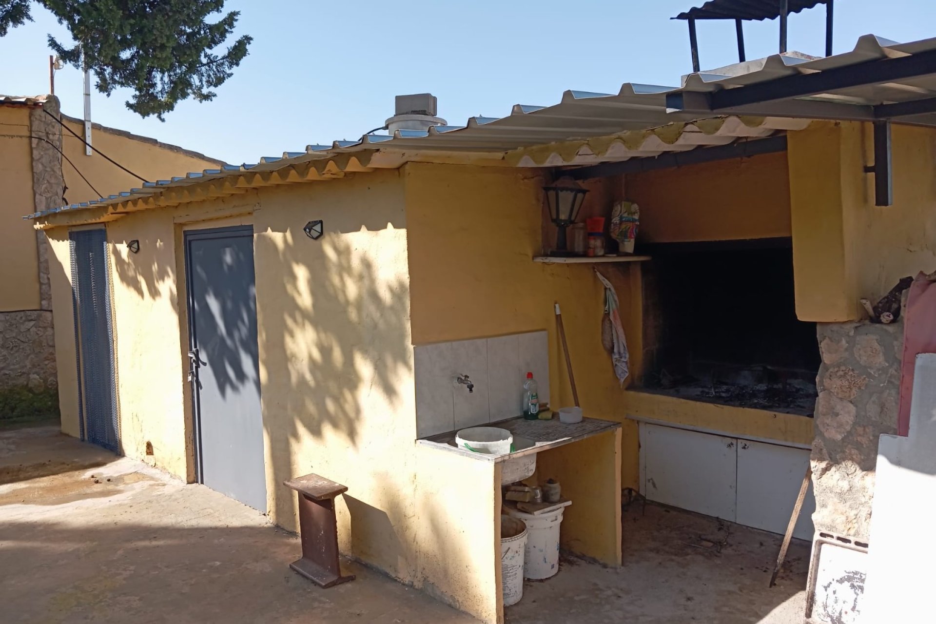 Segunda mano - Villa -
Yecla - Inland