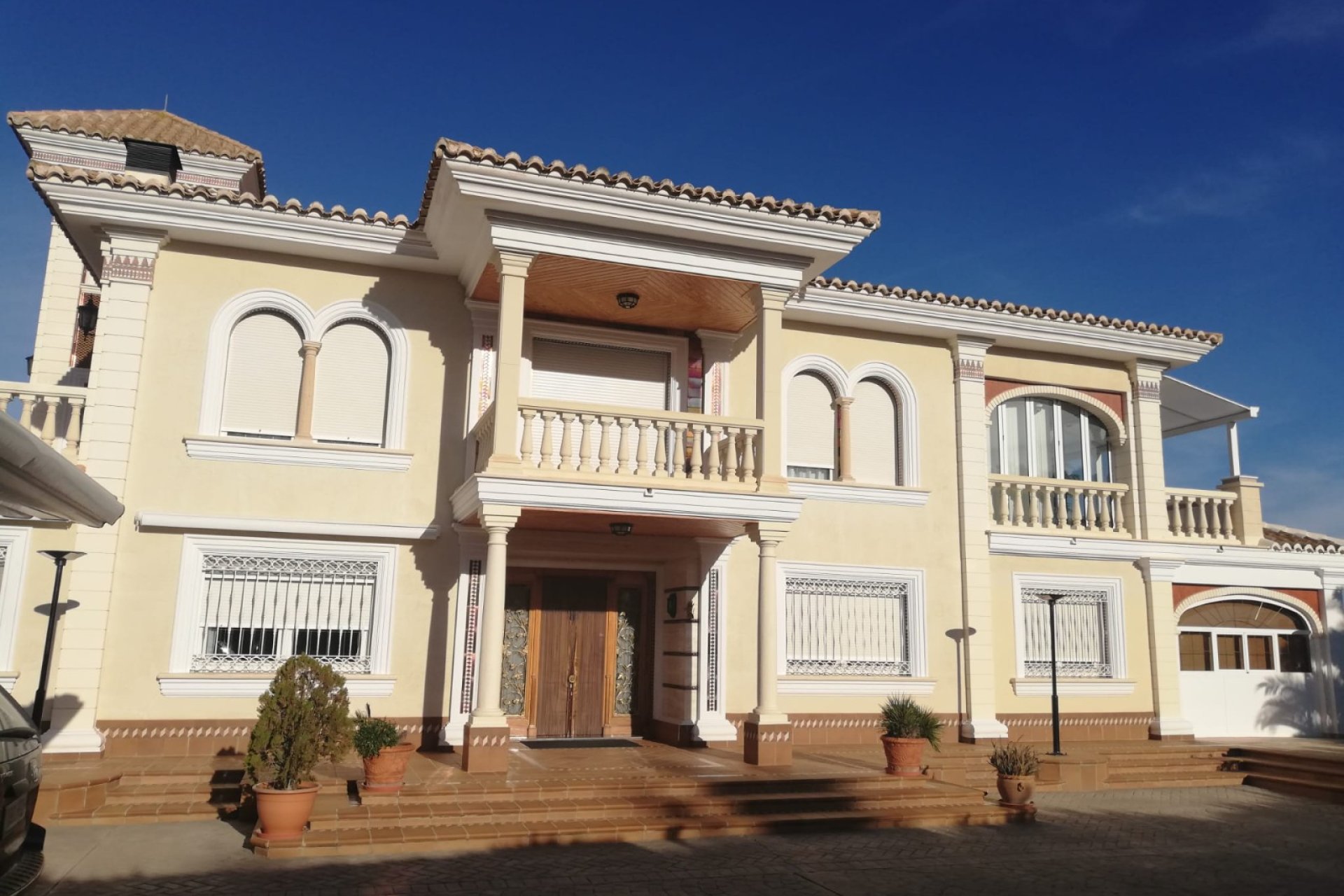 Segunda mano - Villa -
Yecla - Inland